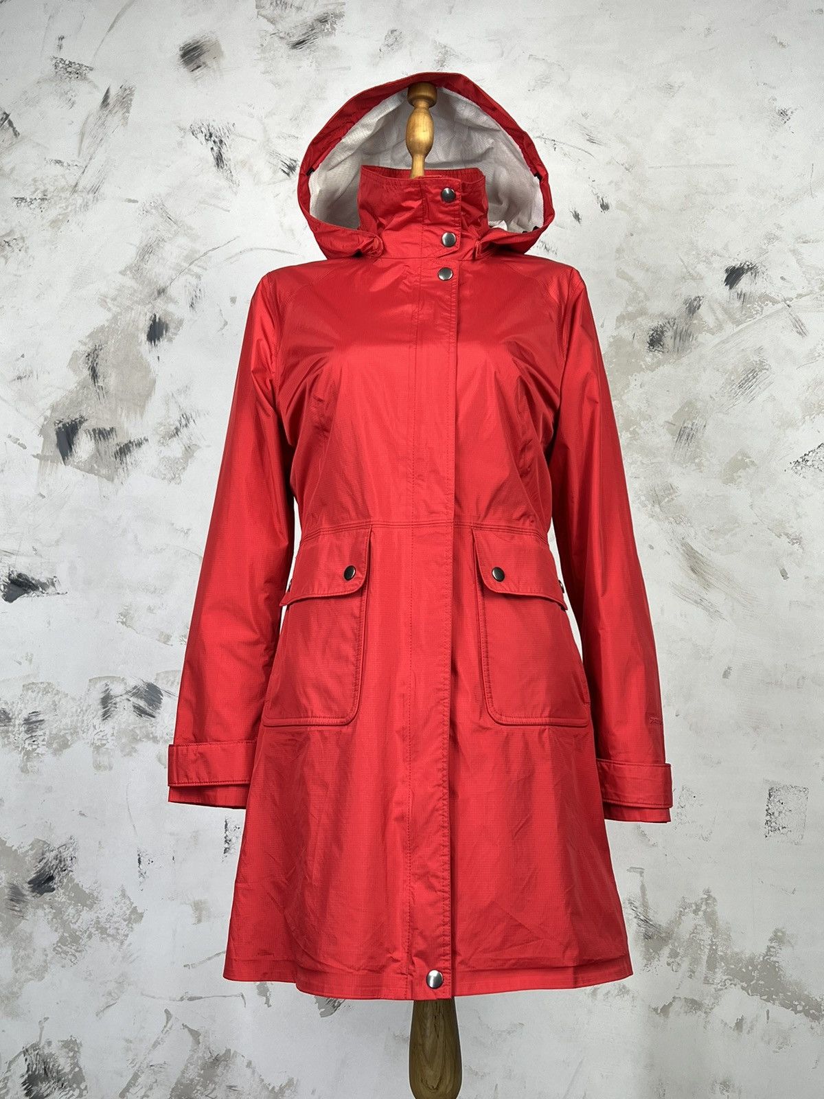 Patagonia Patagonia Waterproof Hooded Jacket Size S - M Size S / US 4 / IT 40 - 3 Thumbnail