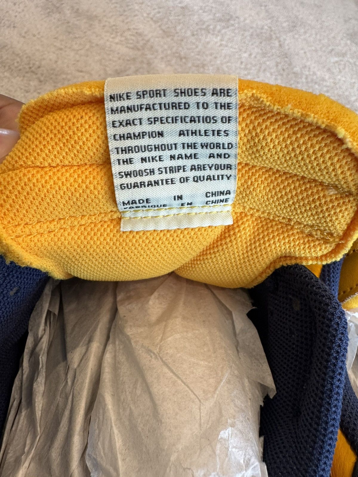 Nike × Off-White Off White Dunk “University Gold” Size US 11.5 / EU 44-45 - 7 Thumbnail
