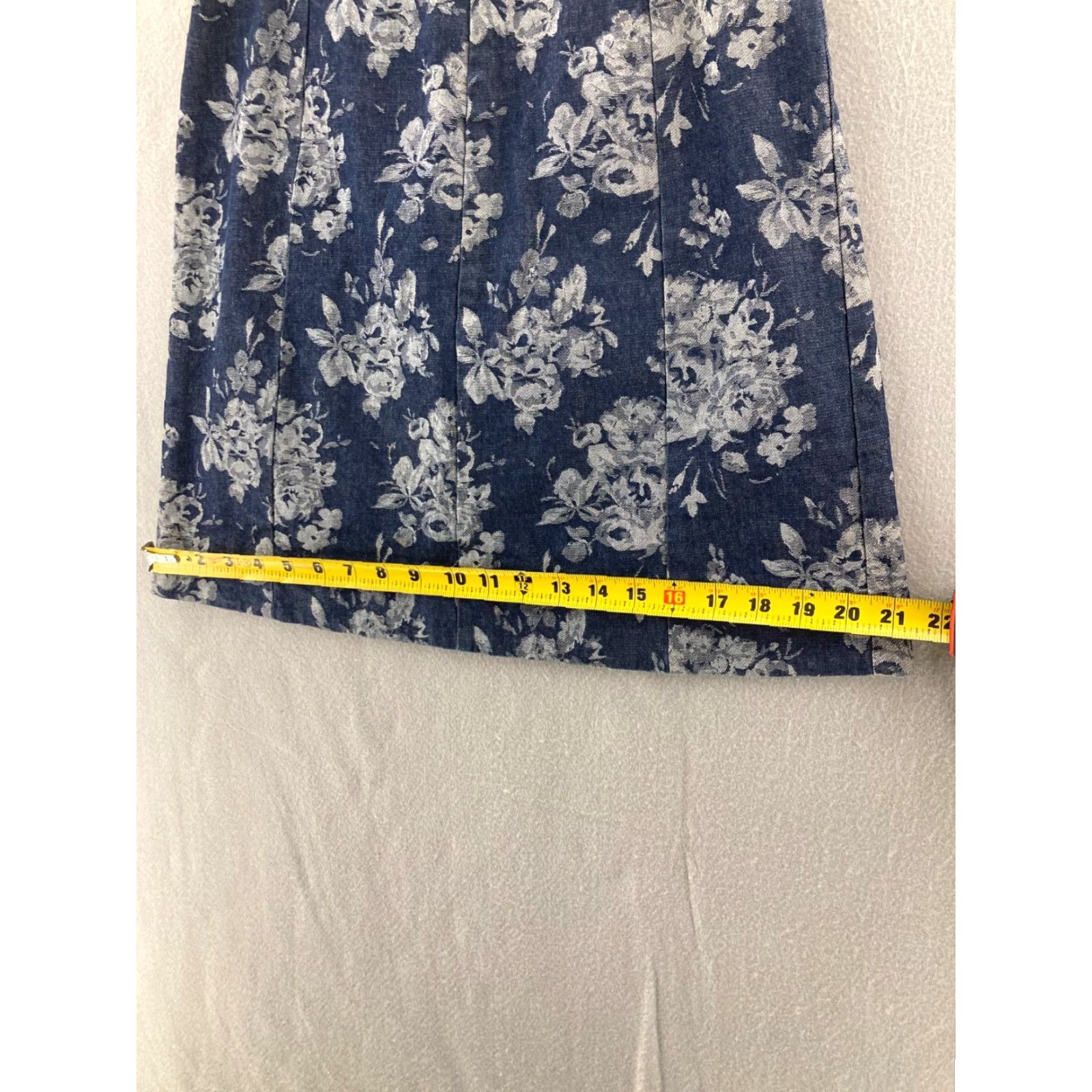 Gap Gap Skirt Womens 2 Floral Mini Denim Bohemian Y2K Shirt Skirt Womens 2 Floral Mini Denim Bohemian Y2K Size 26" / US 2 / IT 38 - 3 Thumbnail