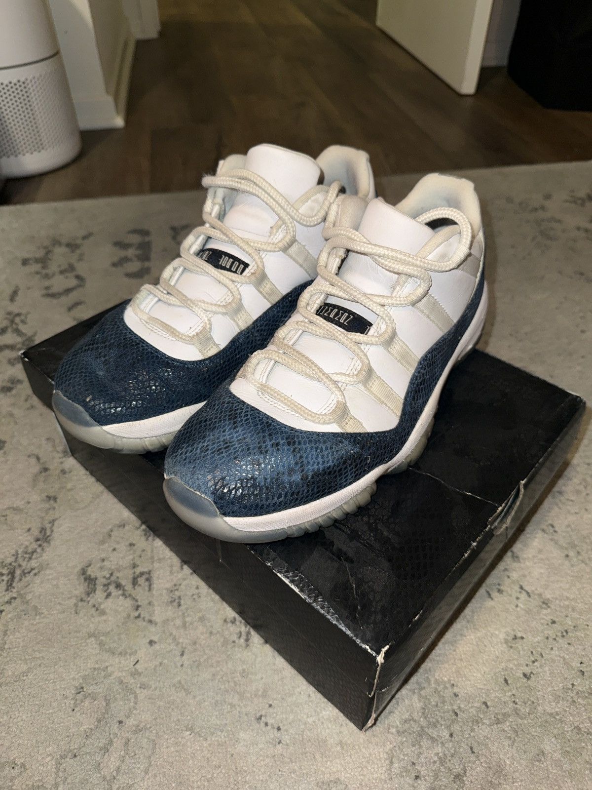Jordan Brand Jordan 11 Retro Low Snake Navy (2019) Size US 10 / EU 43 - 2 Thumbnail