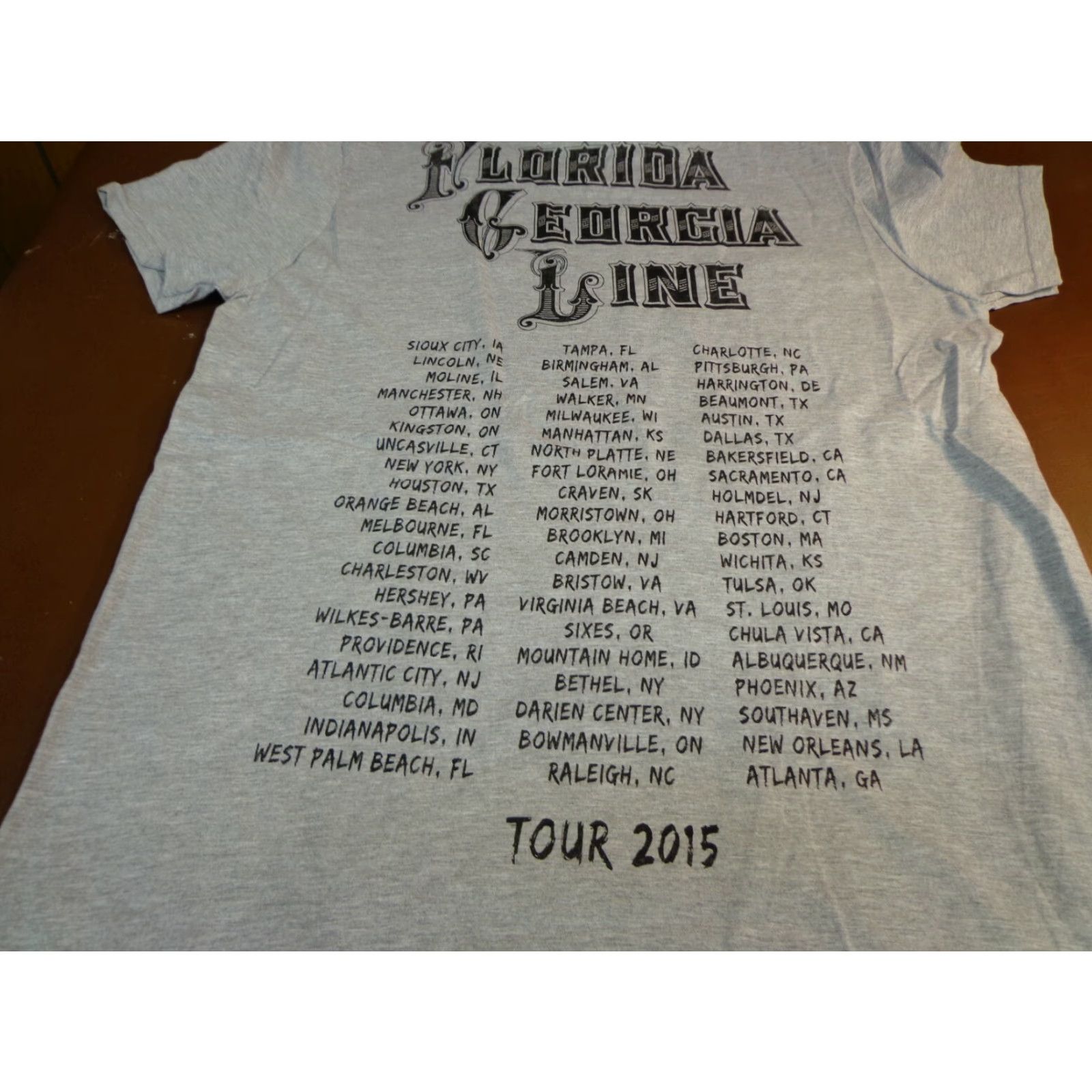 Gildan VINTAGE Florida Georgia Line Concert T Shirt Gray 2015 Tour Medium Unisex Adults Graphic Tee Music Shirt Womens Mens Size US M / EU 48-50 / 2 - 2 Thumbnail