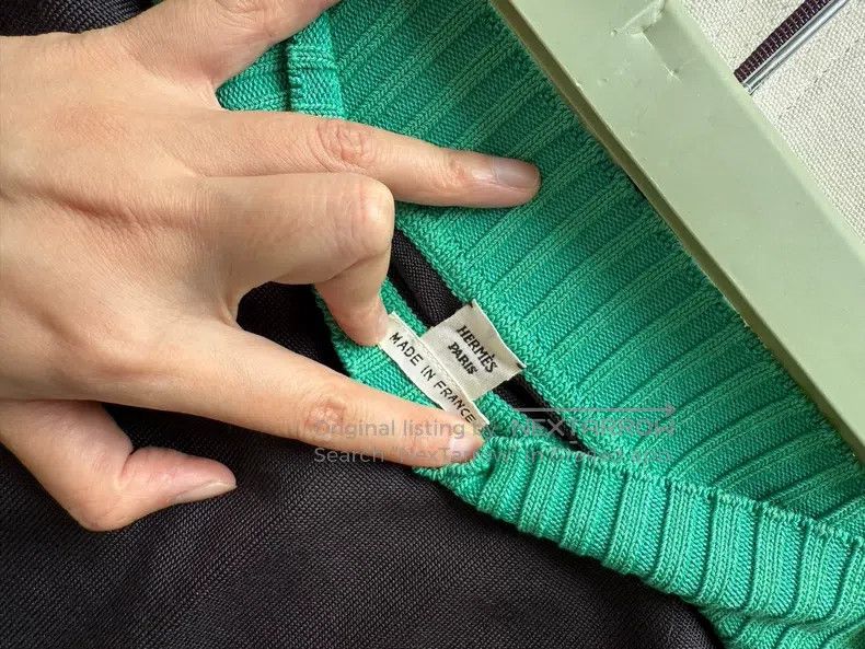Hermes Hermes Half skirt with patchwork mulberry silk fabric, pat Size 24" / US 00 / IT 34 - 5 Thumbnail