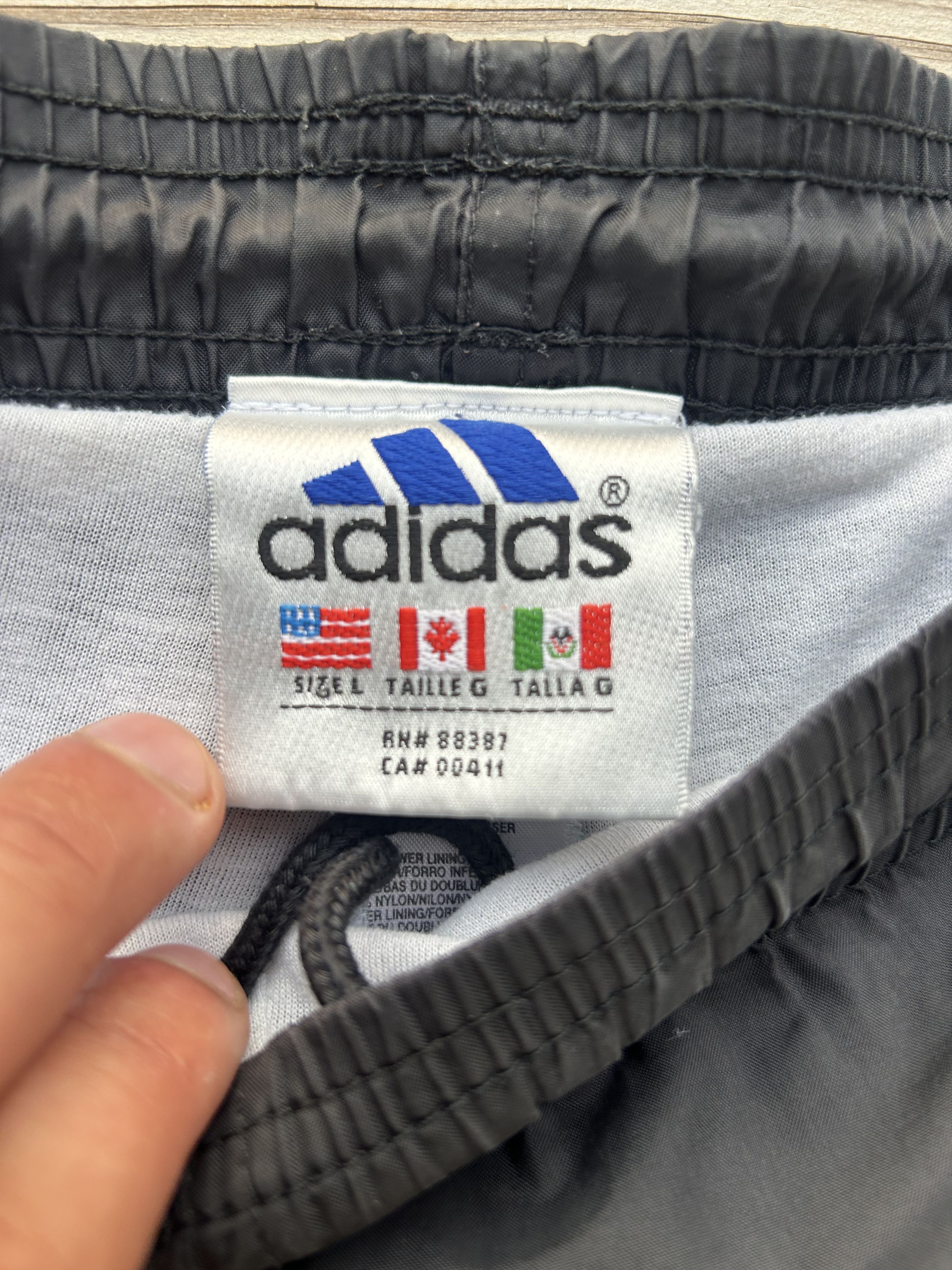 Adidas 1990's Adidas Track Pants Size US 36 / EU 52 - 3 Thumbnail