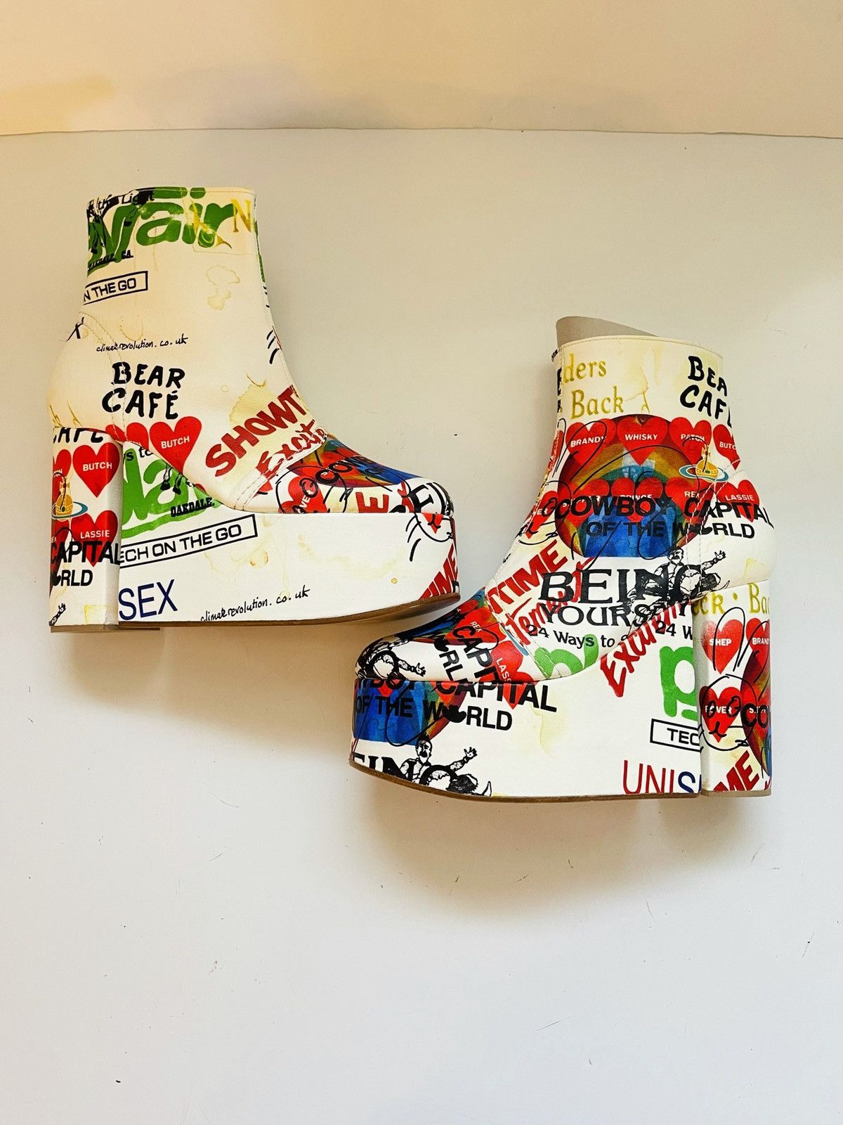 Vivienne Westwood Vivienne Westwood TOWERING HEELS meaningless PRINT IT 37 Size US 7 / IT 37 - 18 Thumbnail