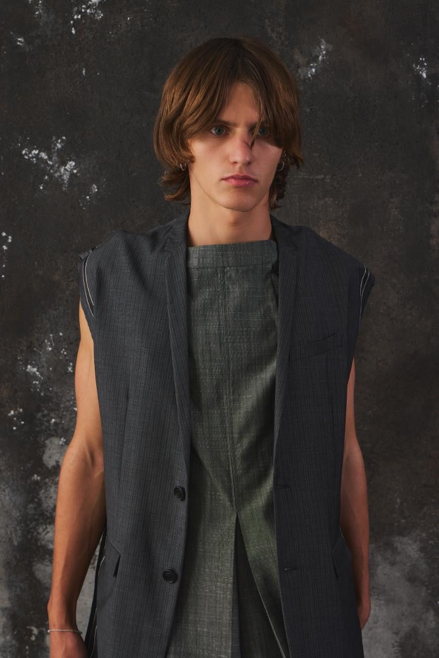 Dior Dior Homme Wool Mohair Sleeveless Tailored Vest Size US S / EU 44-46 / 1 - 6 Thumbnail