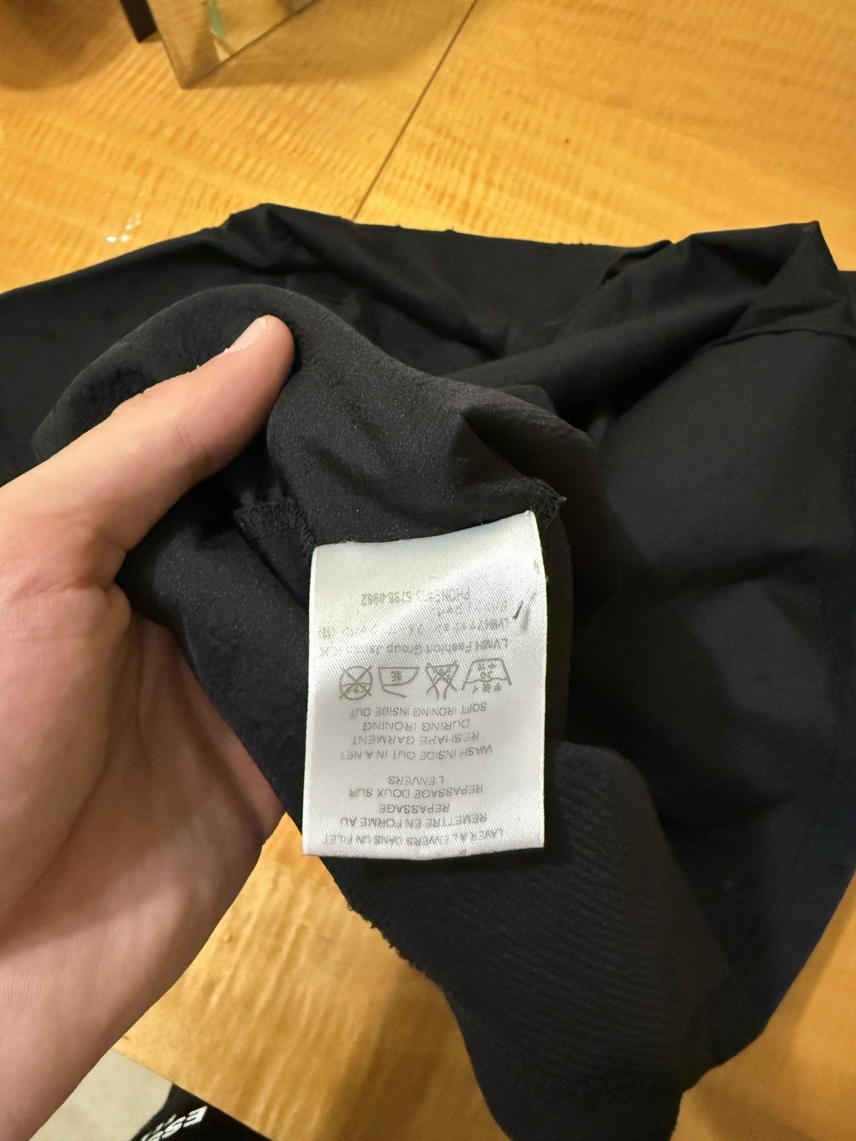 Givenchy Givenchy distressed Short Sleeve Size US S / EU 44-46 / 1 - 13 Thumbnail