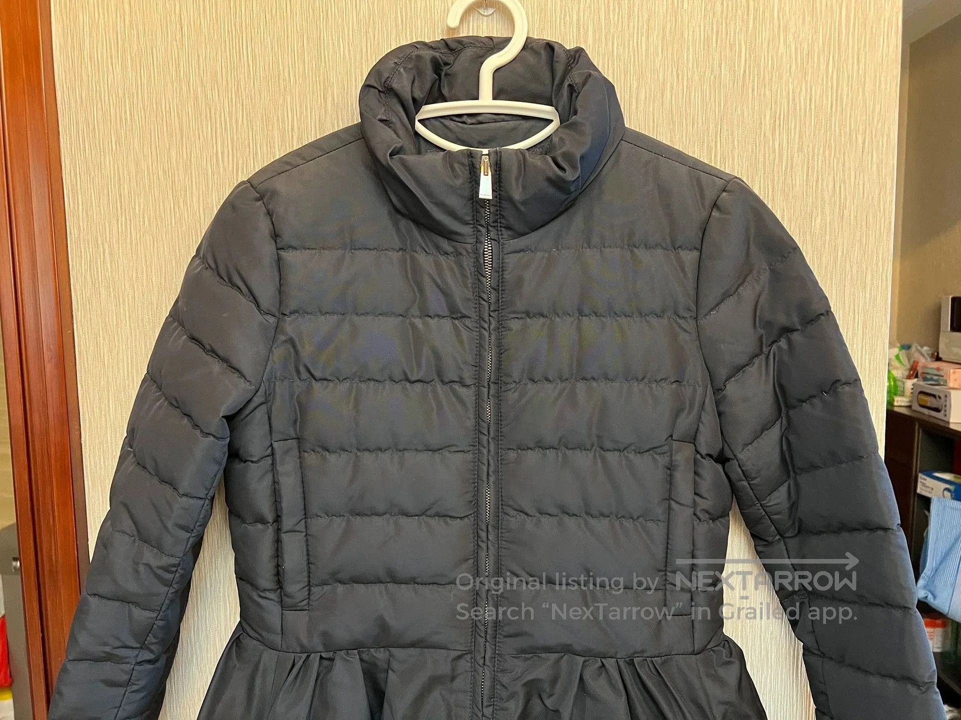 Valentino Valentino High-Waist Puffer Coat. Size US XL / EU 56 / 4 - 4 Thumbnail
