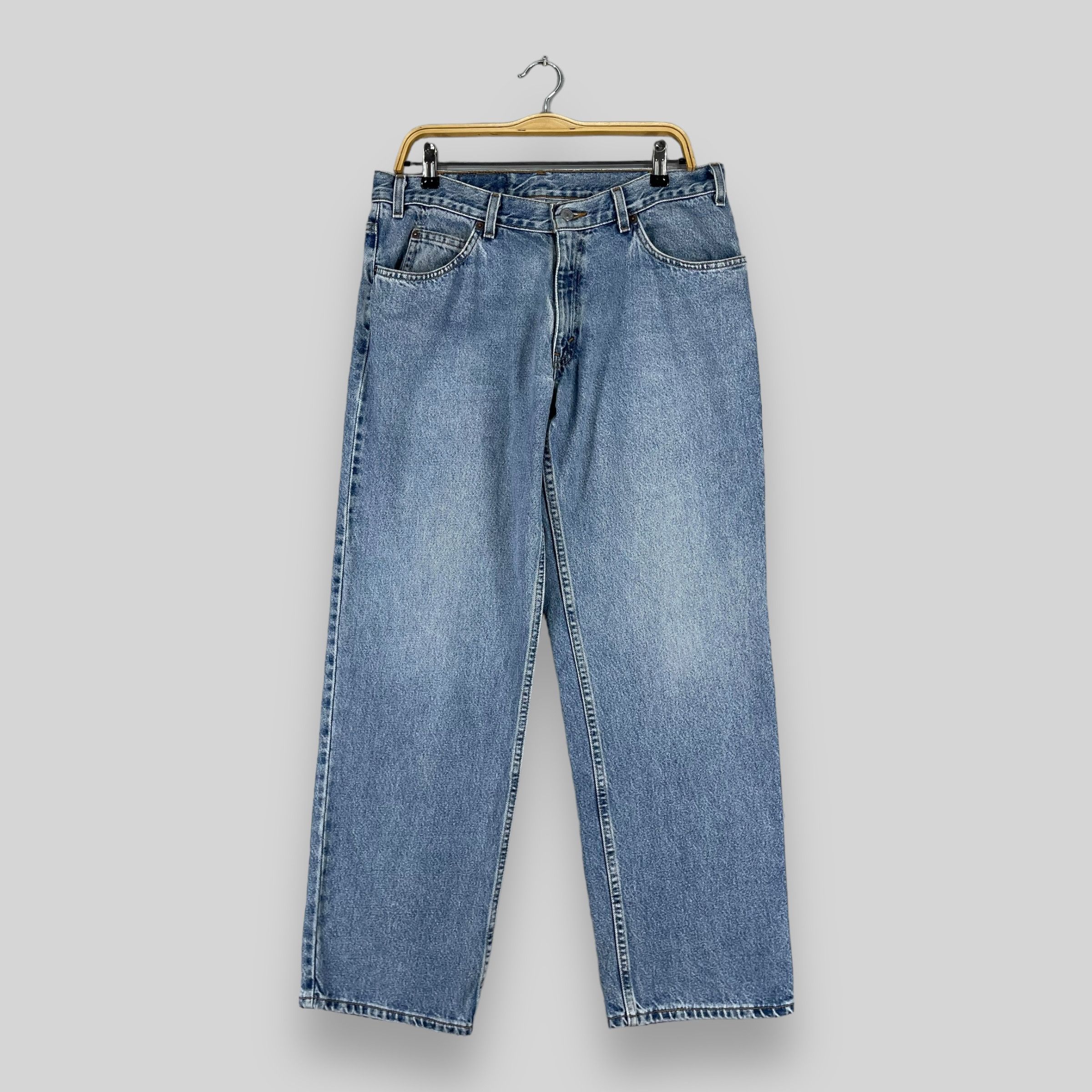 W34 L29 Vintage Distressed Levis 550 Mid Rise Husky Jeans