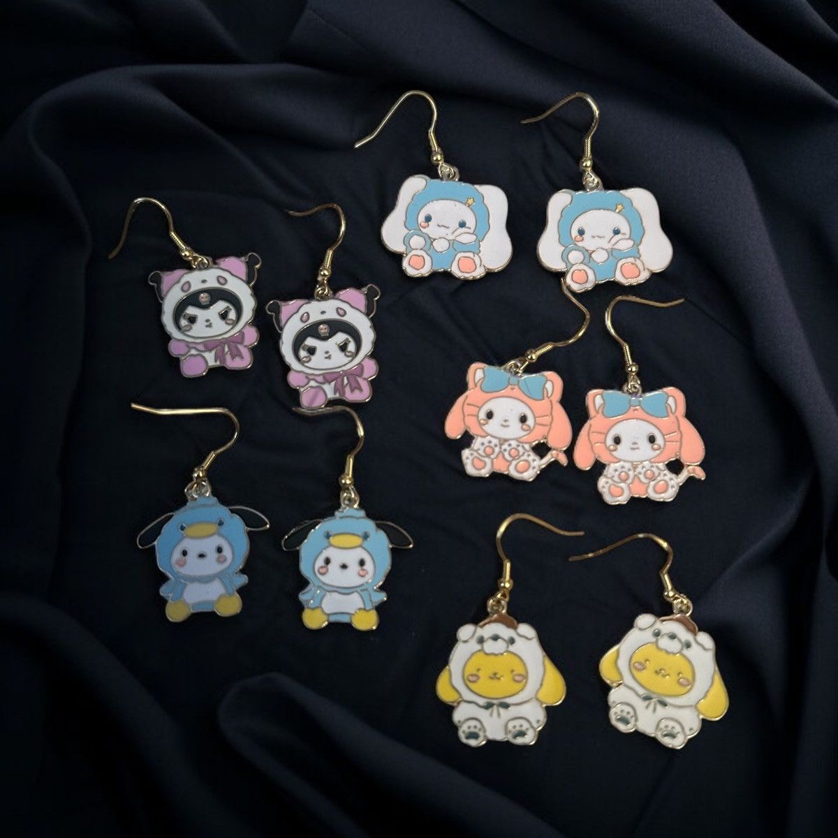 Other Bundle of assorted Sanrio dangle earrings Size ONE SIZE - 1 Thumbnail