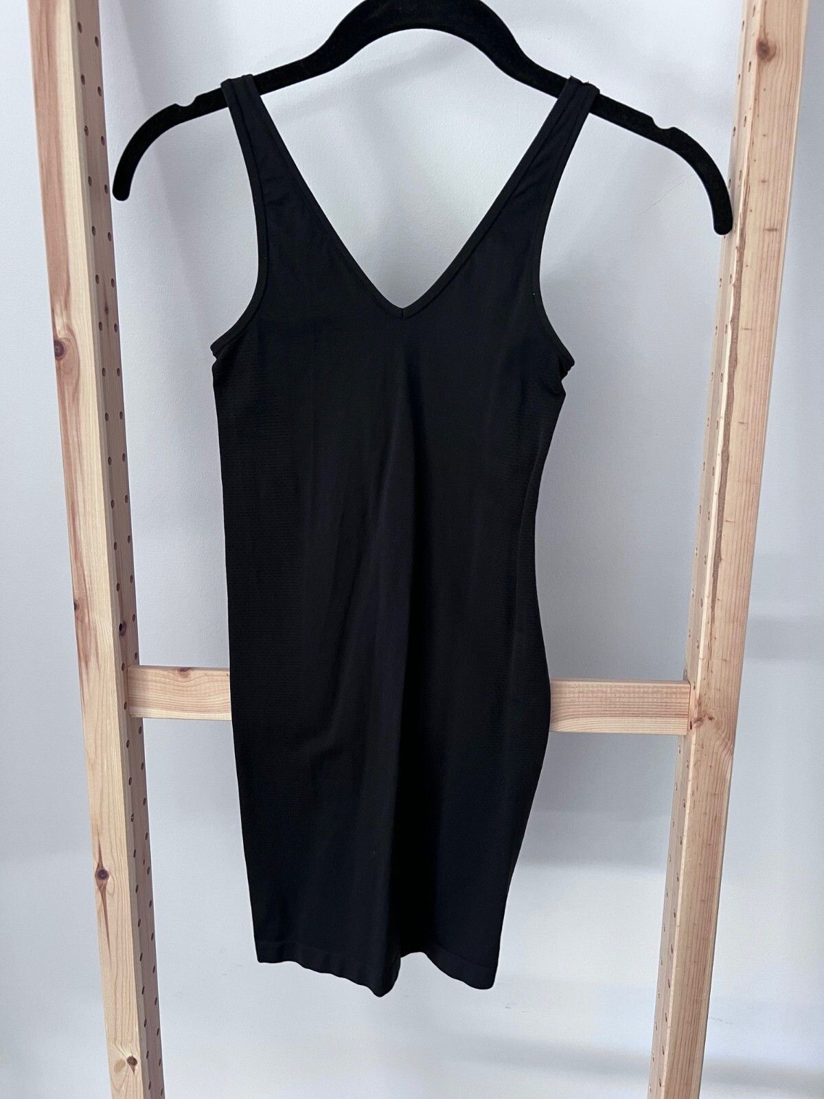 Other Lebody V-Neck Mini Dress Black ( S ) Size S / US 4 / IT 40 - 1 Thumbnail