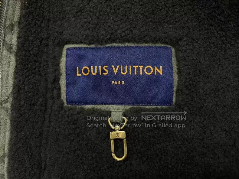 Louis Vuitton Louis Vuitton Dark brown aged fur one-piece jacket Size US S / EU 44-46 / 1 - 2 Thumbnail