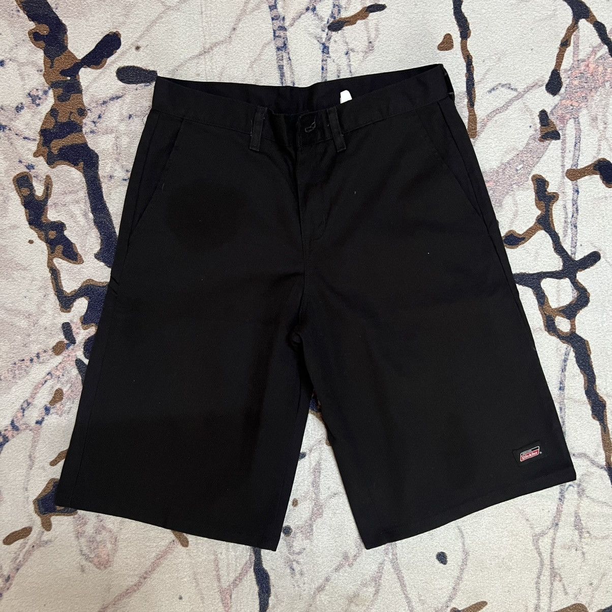 Dickies Vintage Dickies Men Casual Shorts Size US 30 / EU 46 - 1 Thumbnail