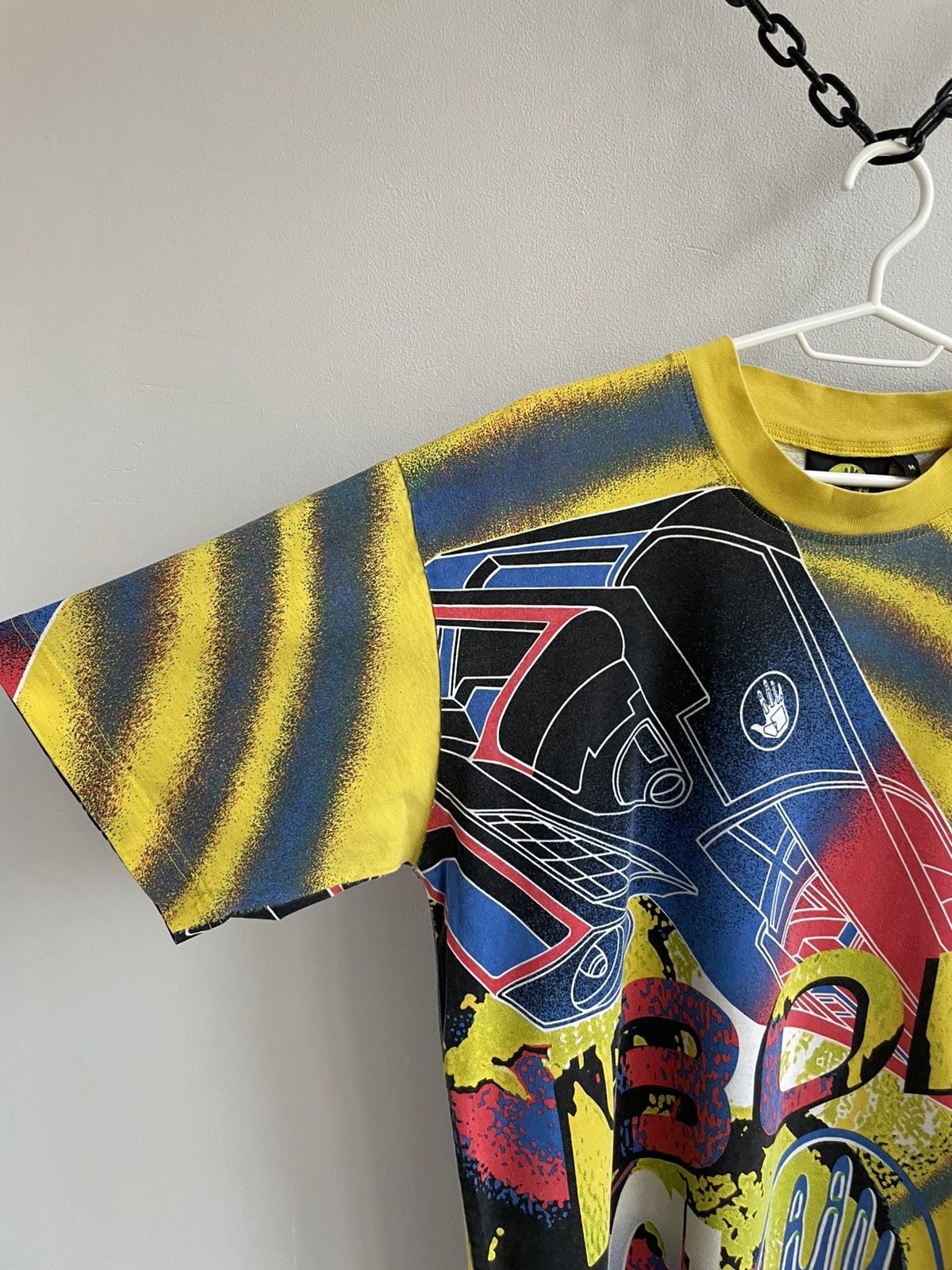 Body Glove Body Glove Surf Made in USA T Shirt Tee Over Print logo Size US M / EU 48-50 / 2 - 3 Thumbnail