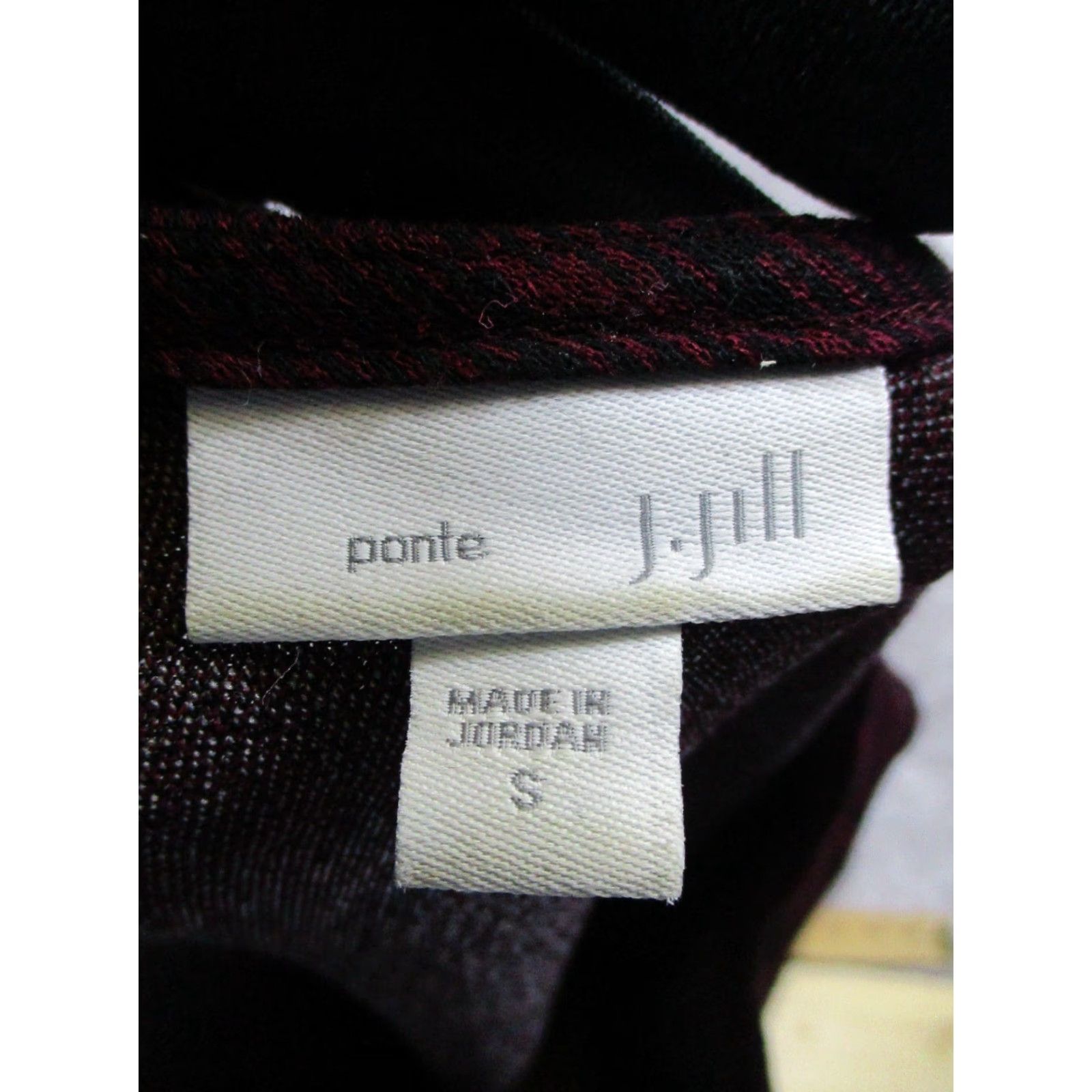 J. Jill J.Jill Shirt Dress Womens Small Burgundy Solid 3/4 Sleeve Round Neck Knee Length Viscose Pullover Casual Dress Size S / US 4 / IT 40 - 3 Thumbnail