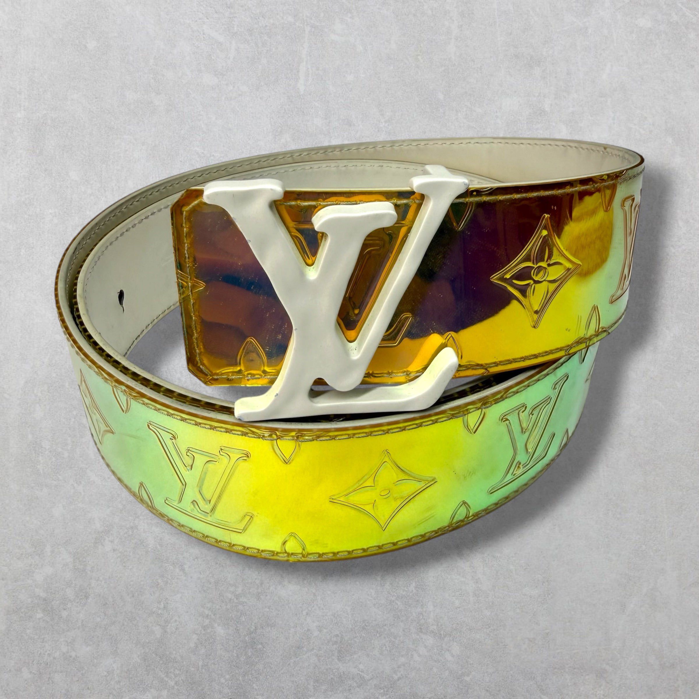 Louis Vuitton Louis Vuitton LV Shape Monogram 4MM Prism Belt 32 (90) Size 34 - 1 Thumbnail