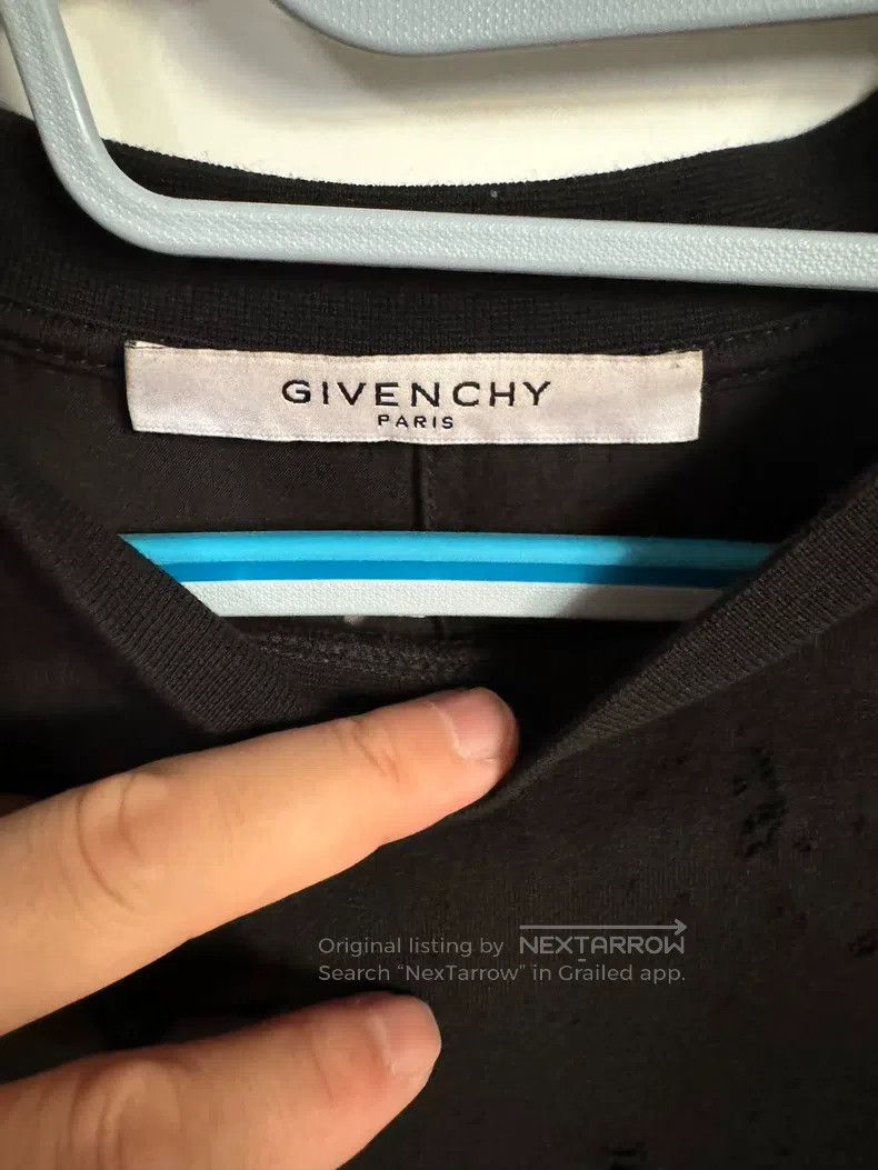 Givenchy Givenchy Ripped short-sleeved T-shirt Size US XS / EU 42 / 0 - 3 Thumbnail