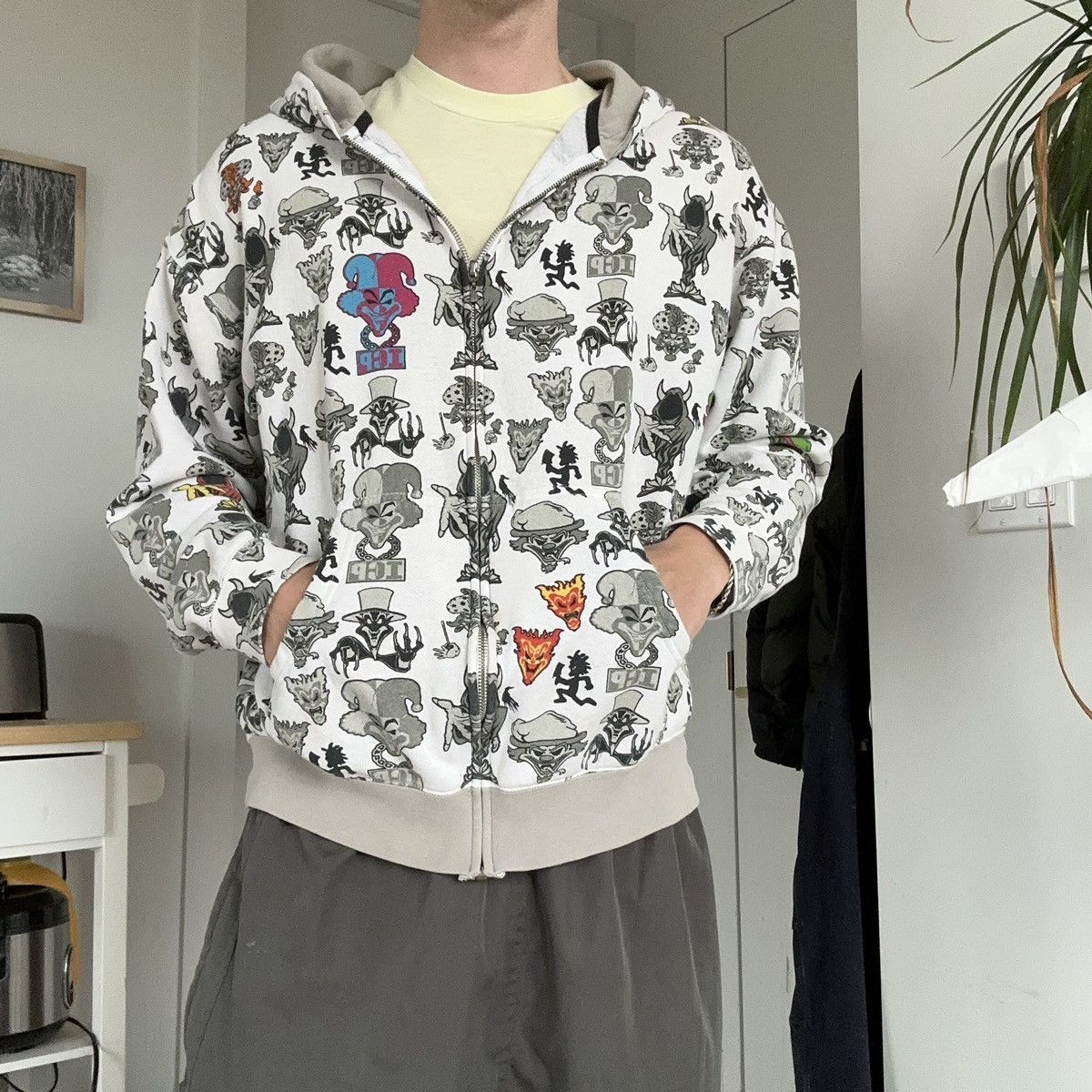 Band Tees × Rap Tees × Vintage Rare Vintage Y2K Insane Clown Posse ICP AOP Zip Up Hoodie Size US L / EU 52-54 / 3 - 10 Thumbnail