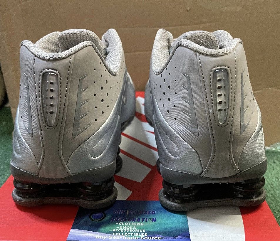 Nike Nike Shox R4 Cavestone Size US 12 / EU 45 - 5 Thumbnail