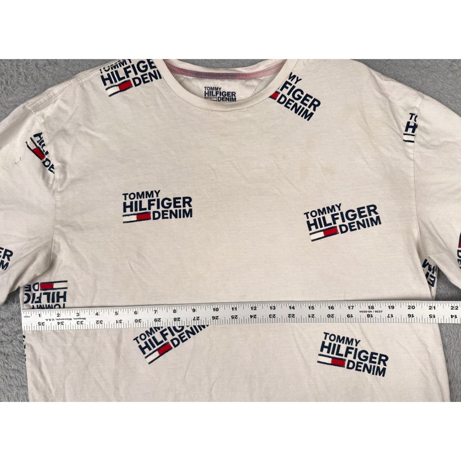 Tommy Hilfiger Tommy Hilfiger Shirt Adult Medium White Oversized Cotton Logo AOP Crew READ Shirt Mens Size US M / EU 48-50 / 2 - 7 Thumbnail