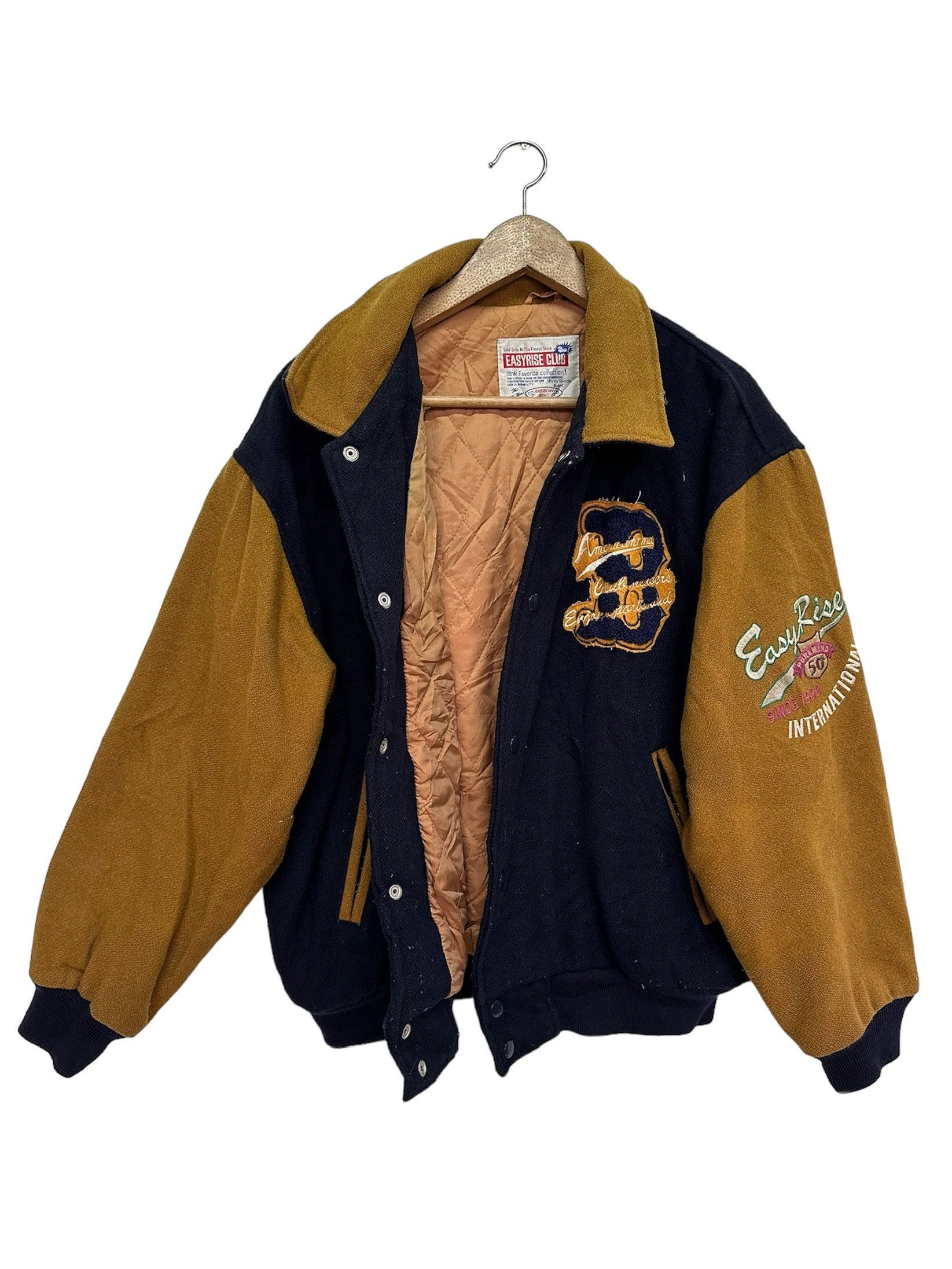Japanese Brand Vintage Club Spirit American Flavor Big Logo Varsity Jacket Size US L / EU 52-54 / 3 - 3 Thumbnail