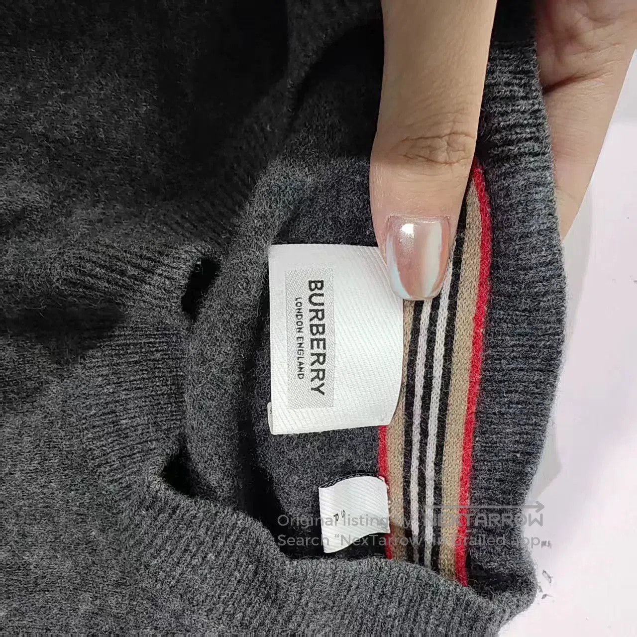 Burberry burberry wool knit sweater size small. Size US S / EU 44-46 / 1 - 3 Thumbnail