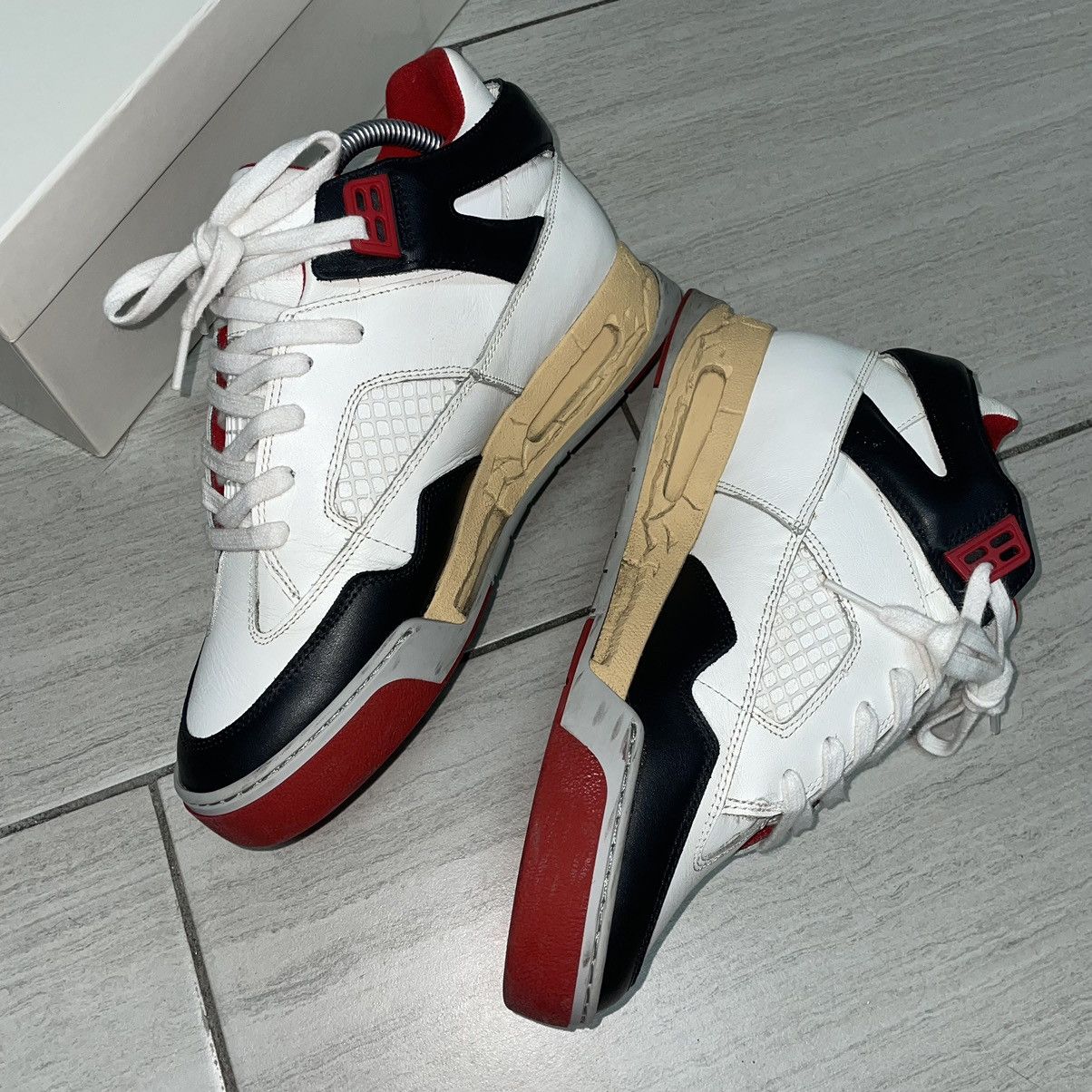 Maison Margiela Margiela Distressed Basketball Sneaker size 40 Size US 7 / EU 40 - 2 Thumbnail