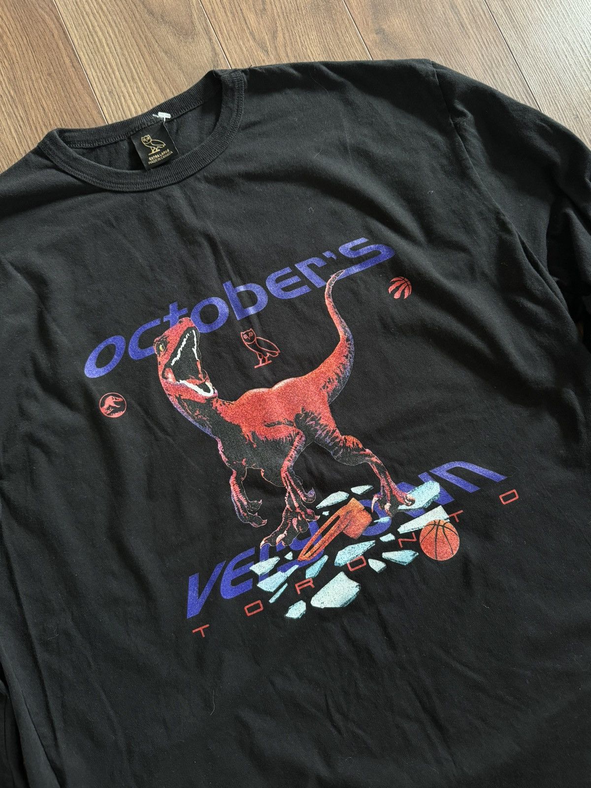 October's Very Own OVO Jurassic Park Longsleeve T-shirt Size US XL / EU 56 / 4 - 2 Thumbnail