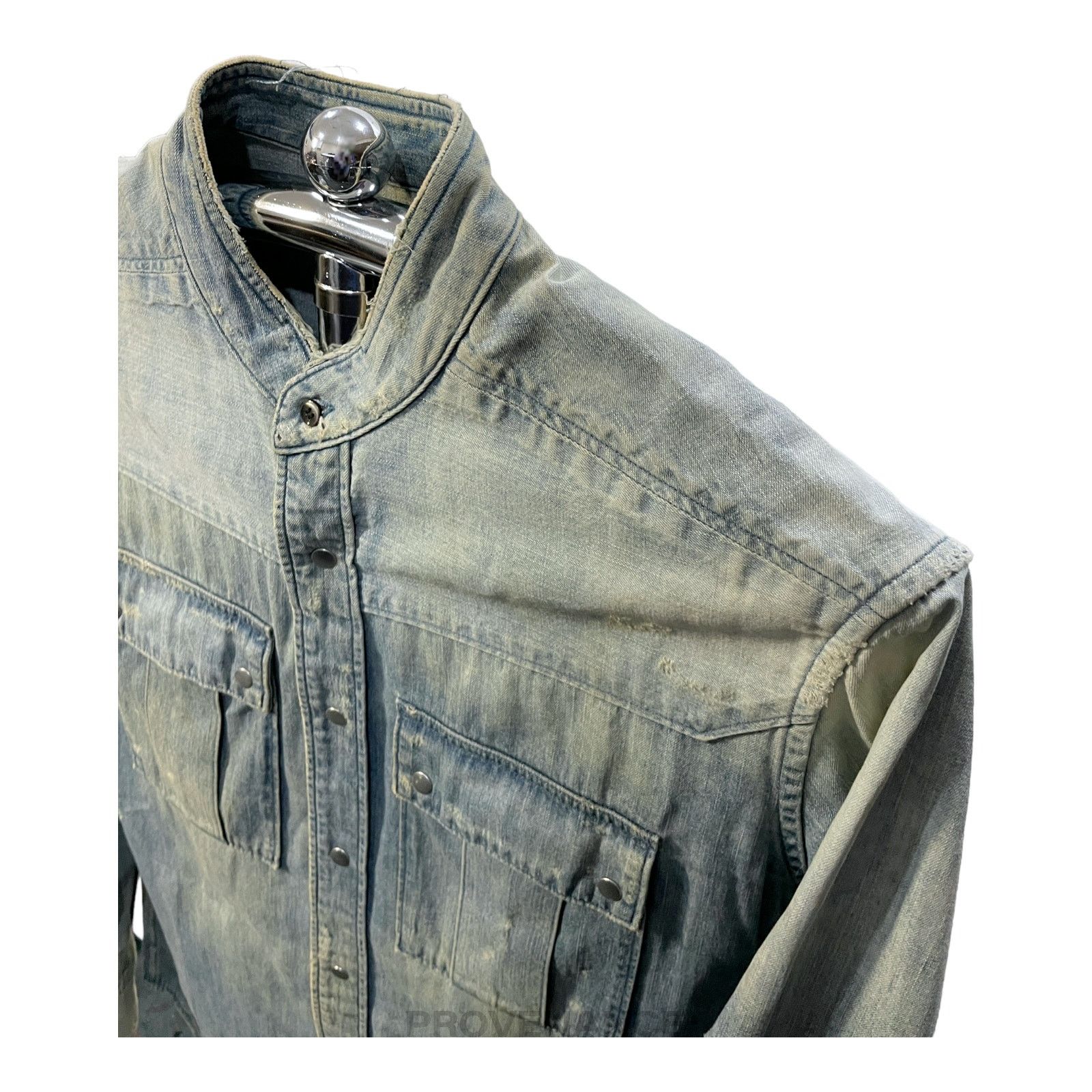 Balmain 🔴 Balmain Sample Denim Shirt - Destroyed Size US M / EU 48-50 / 2 - 3 Thumbnail