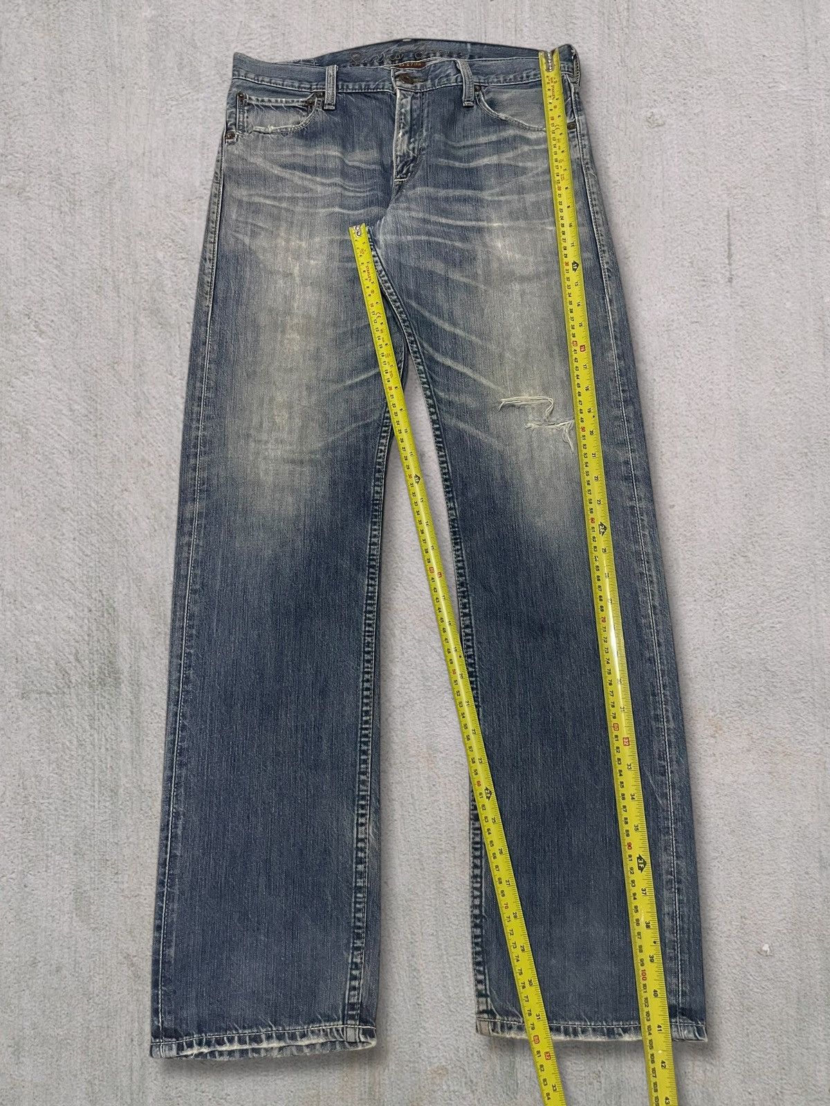 Levi's Vintage Clothing Vintage Levi’s 202 Back Buckle Distressed Blue Wash Jeans Size US 31 - 17 Thumbnail
