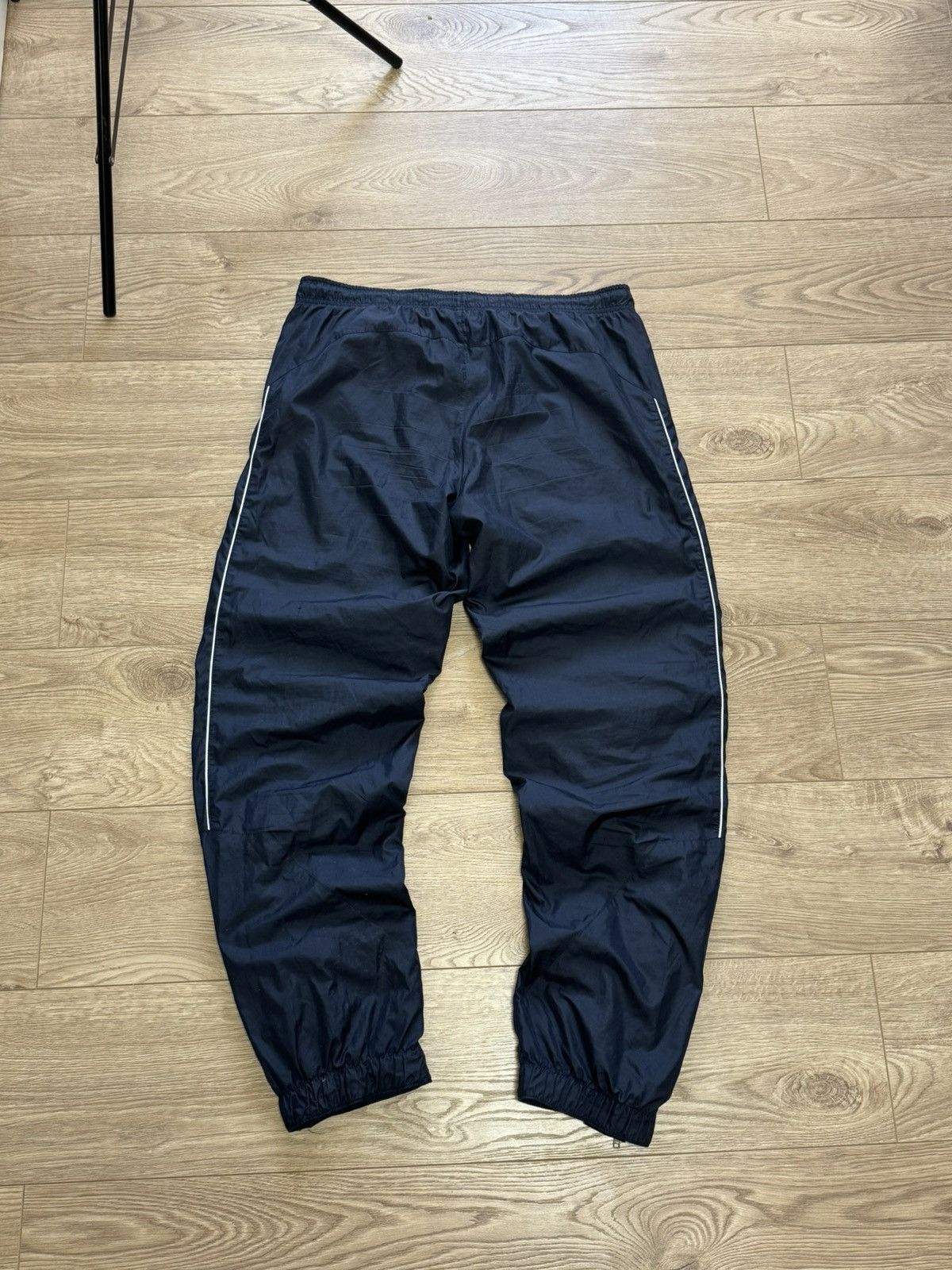 Nike Vintage Nike nylon swoosh Y2K pants sweatpants size M Size US 32 / EU 48 - 3 Thumbnail