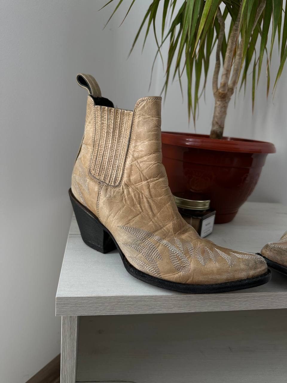 Japanese Brand × Leather × Vintage Vintage Cowboy Beige Western Leather Women’s Boots Size US 8 / IT 38 - 7 Thumbnail