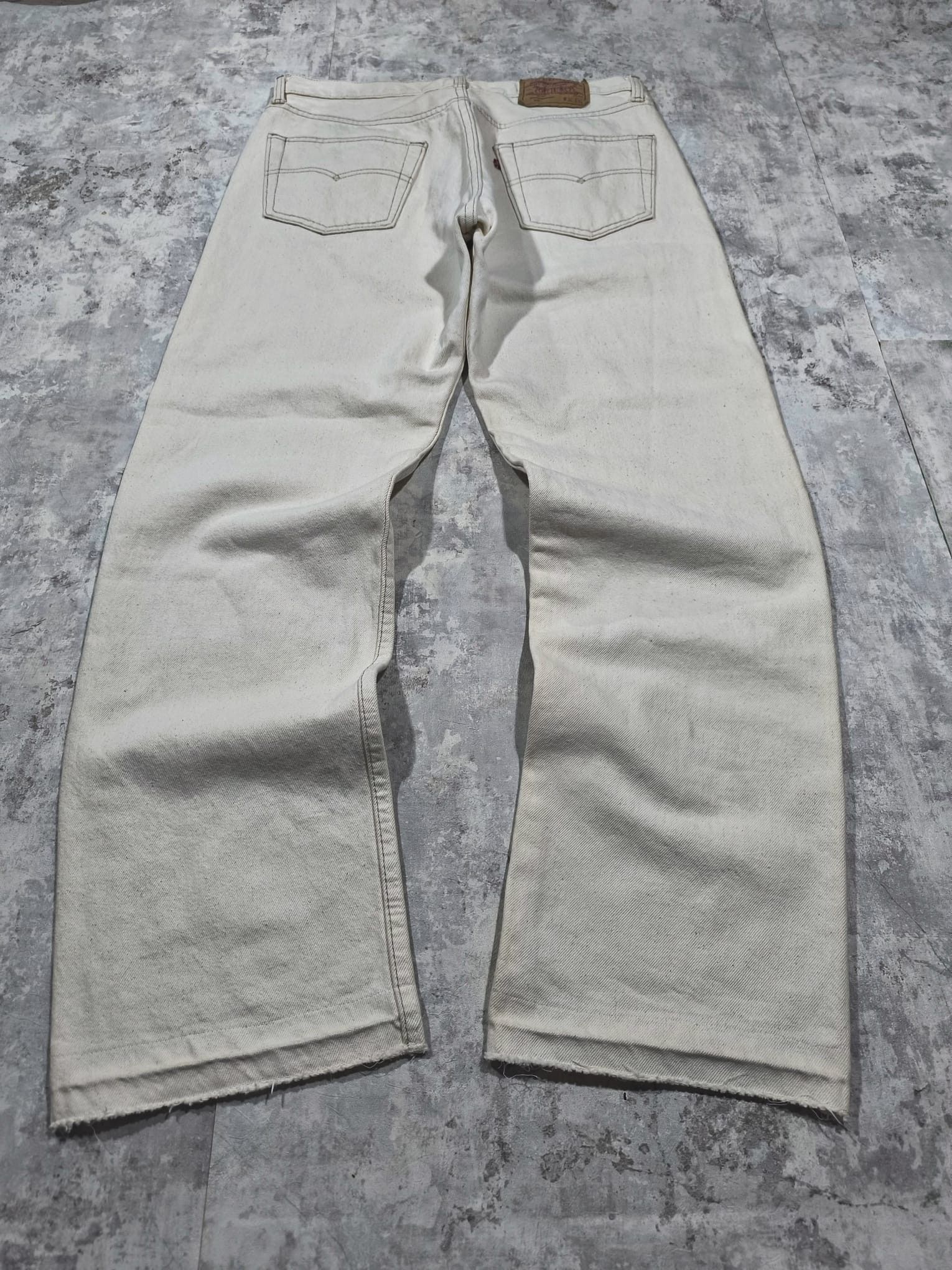 Levi's Vintage Clothing Vintage Levis Made in Usa 90s 501 Unhemmed 33x30 Size US 33 - 1 Thumbnail