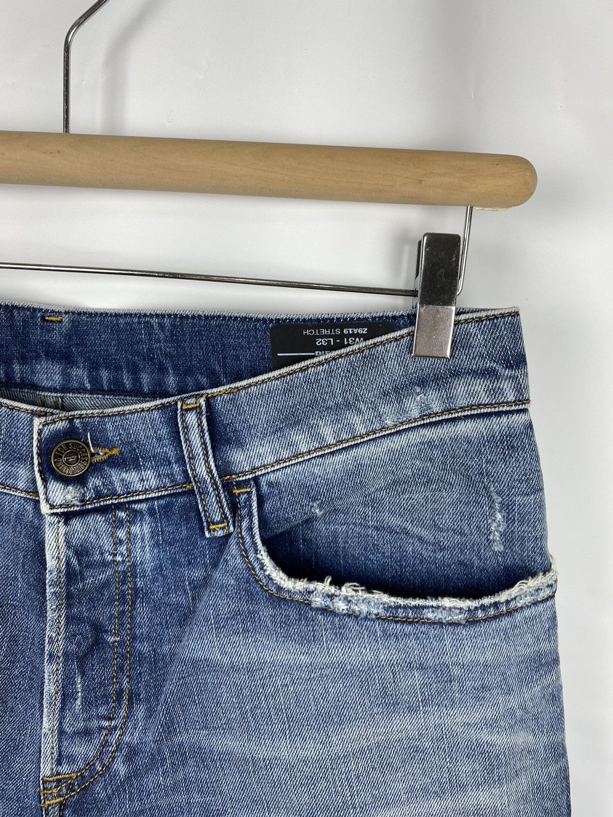 Diesel Diesel Di-Fining Tapered Stretch Jeans size W31 L32 Size US 31 - 3 Thumbnail