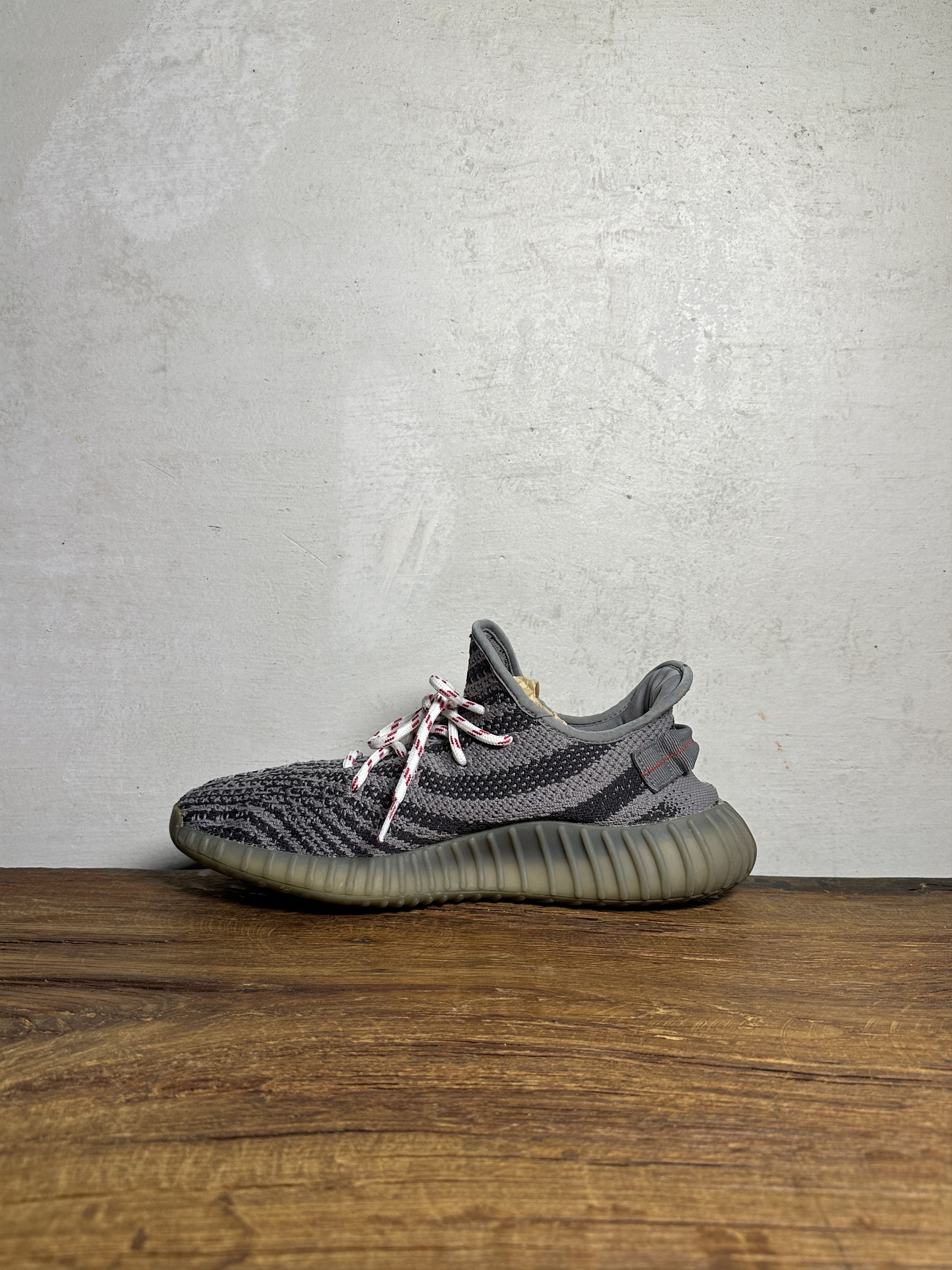 Adidas YEEZY Boost 350 V2 Beluga Sneakers Size US 10 / EU 43 - 3 Thumbnail