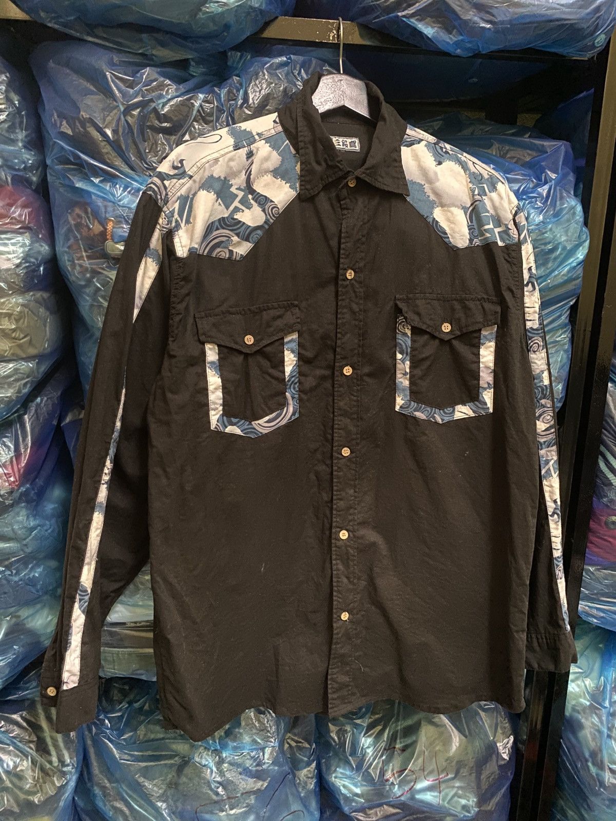 Japanese Brand Vintage Japanese Black Shirt with Blue Dragon Wave Print Size US L / EU 52-54 / 3 - 4 Thumbnail