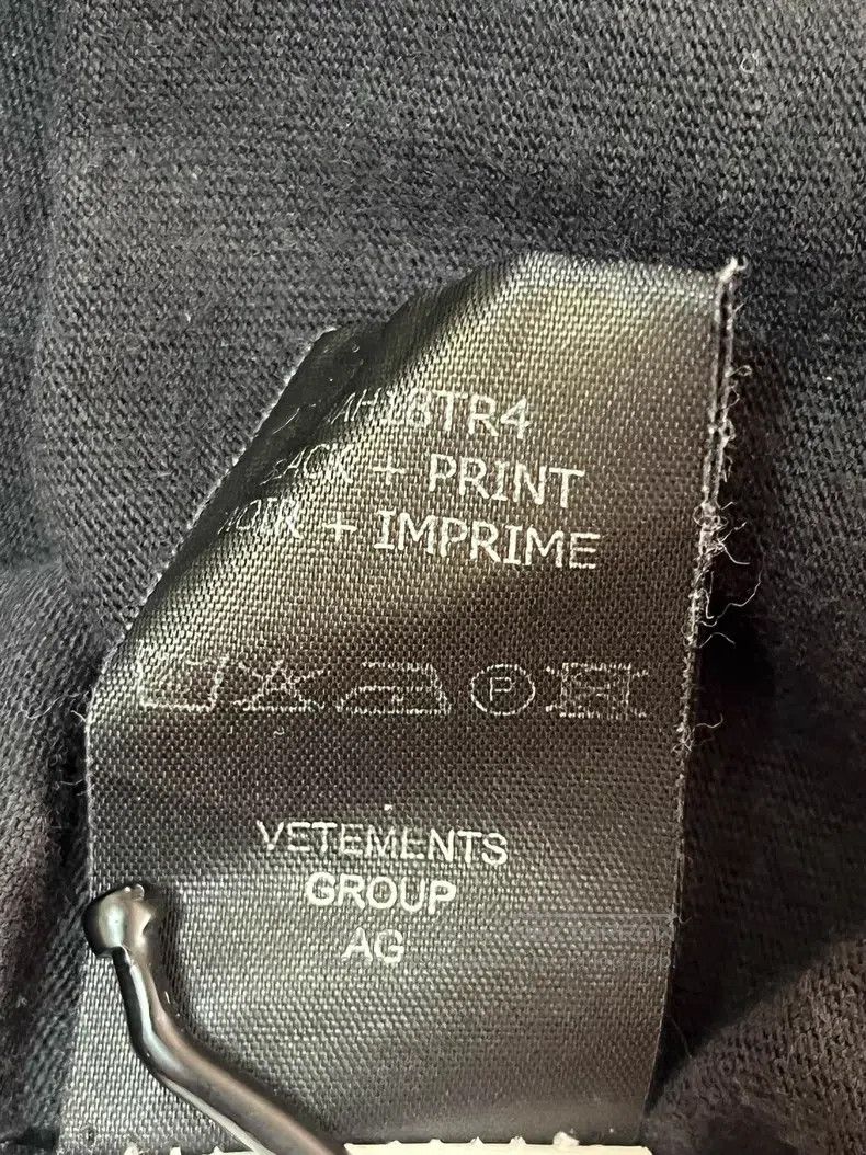 Vetements VETEMENTS Band Patched Thin Sweatshirt Size US S / EU 44-46 / 1 - 6 Thumbnail