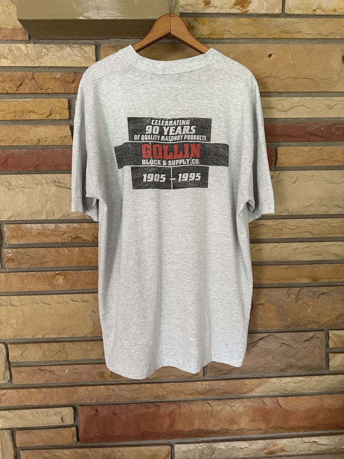 Vintage Vintage 90s Masonry Company Graphic Tee Size US XXL / EU 58 / 5 - 1 Thumbnail