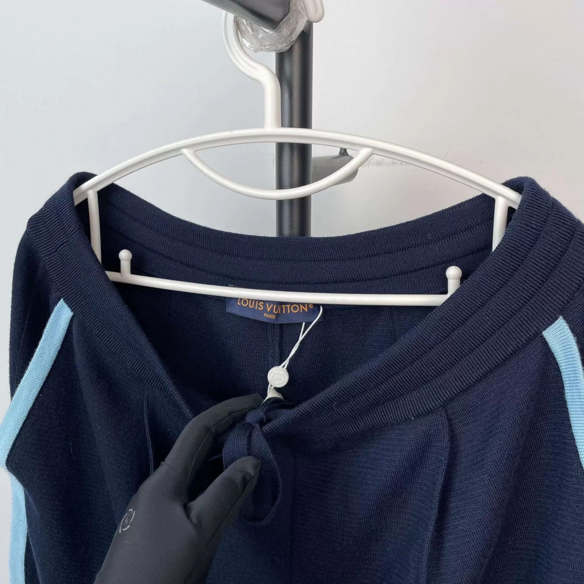 Louis Vuitton LV navy blue wool short XL Size US 36 / EU 52 - 7 Thumbnail