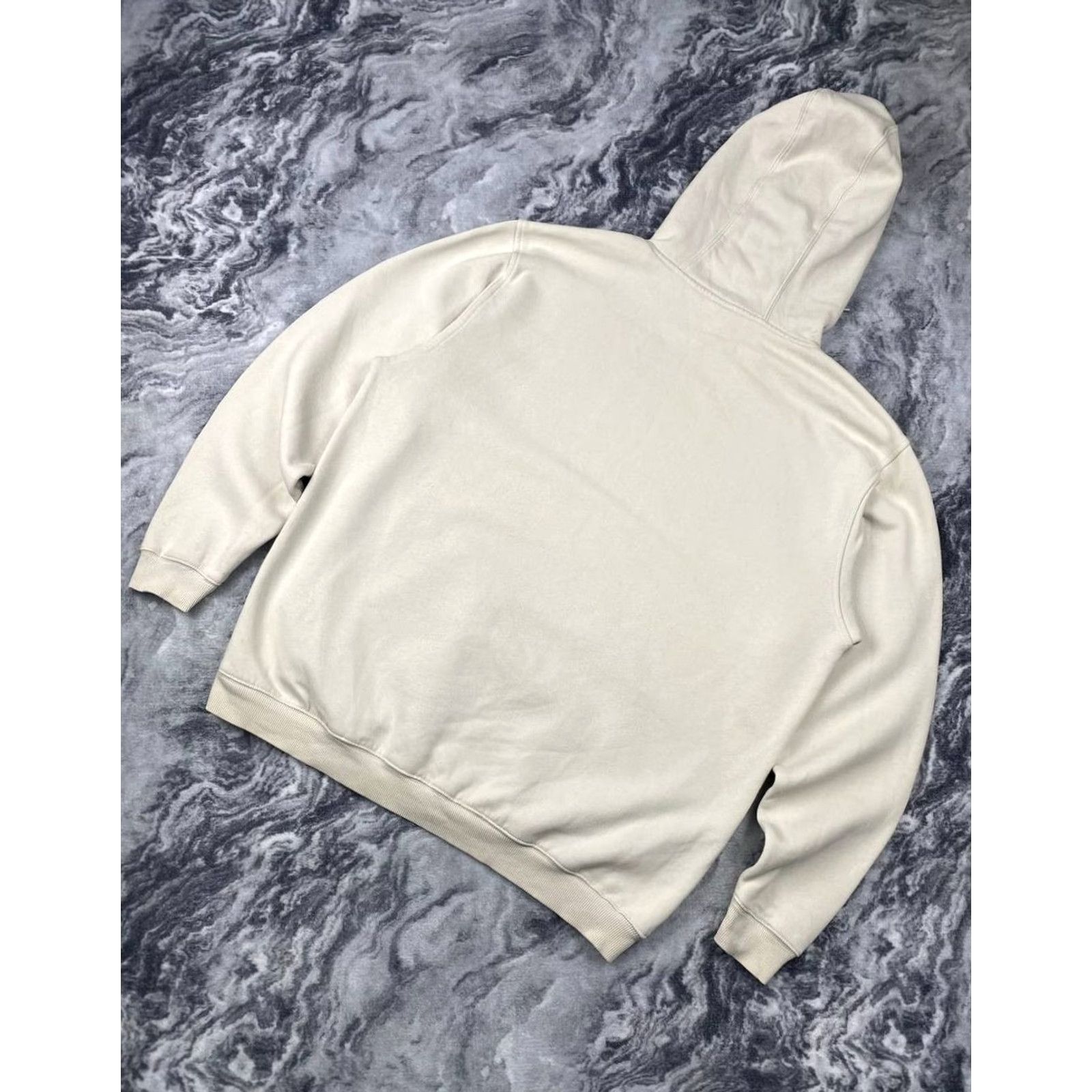 Oakley VINTAGE Oakley Hoodie Men L Beige 90s Logo Pullover Hooded Long Sleeve Crew Neck Cotton Fleece Regular Size L Size US L / EU 52-54 / 3 - 3 Thumbnail