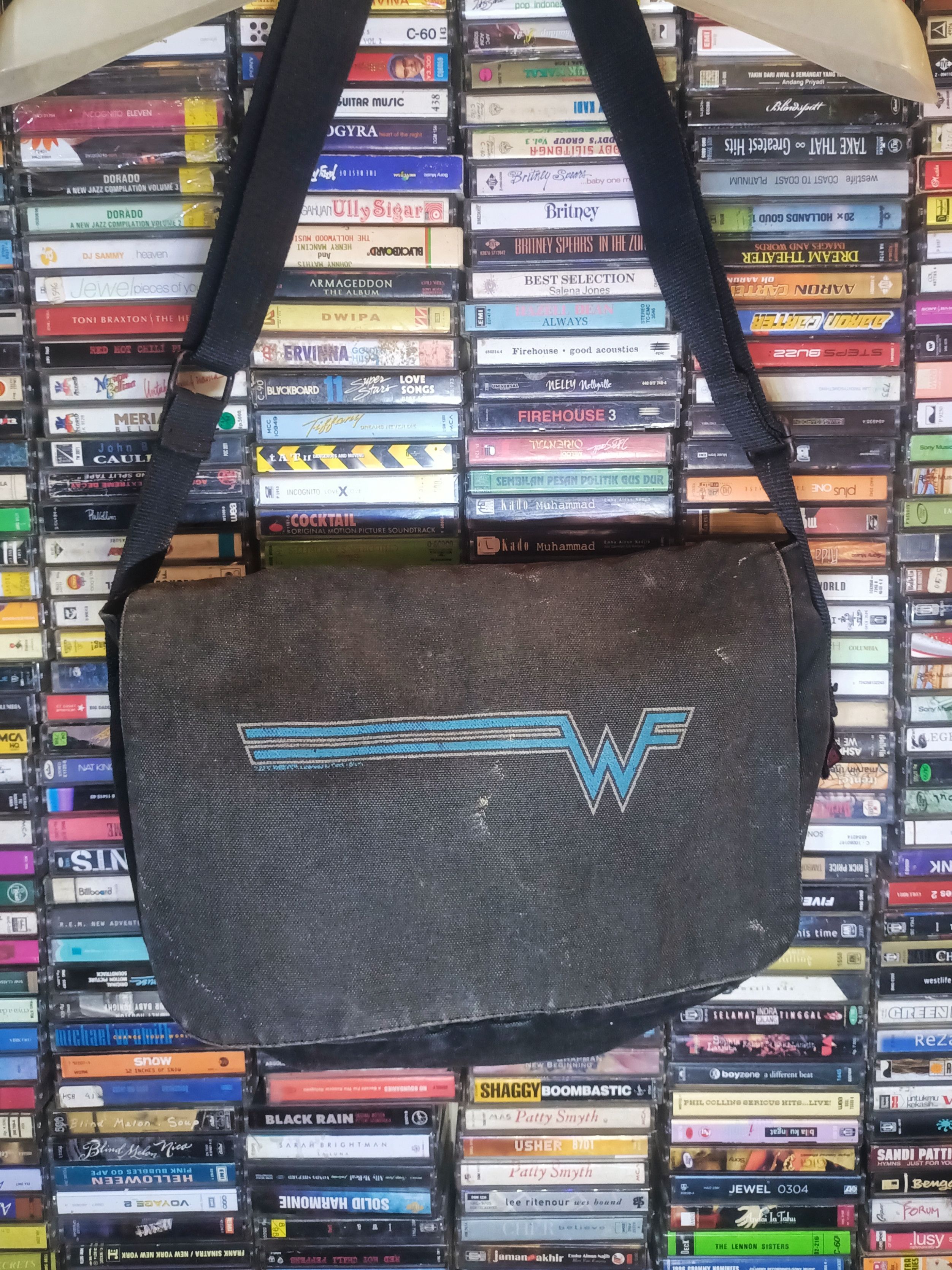 Band Tees Vintage canvas bag weezer Size ONE SIZE - 1 Thumbnail