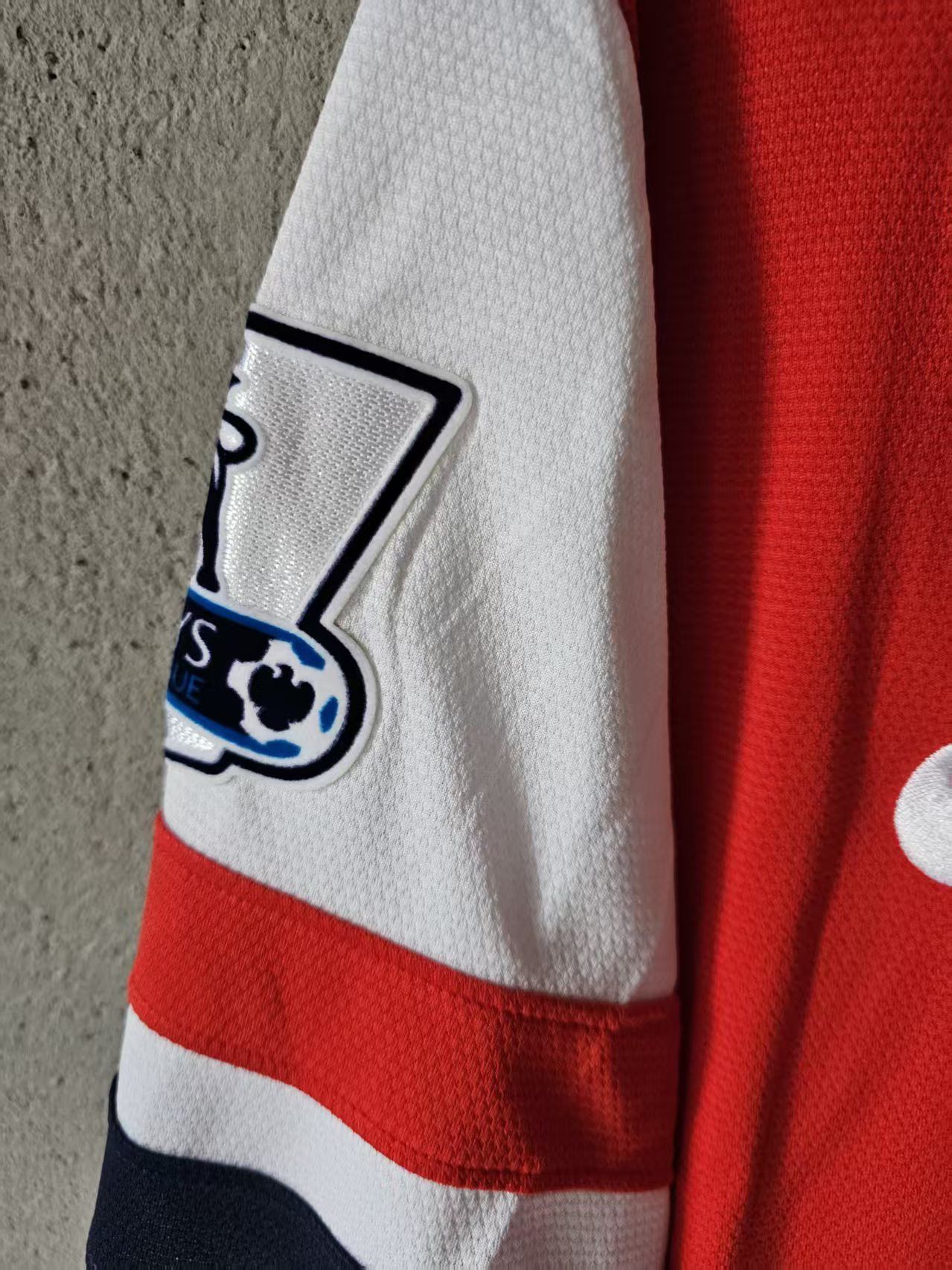 Other Arsenal 10 Mesut Özil Jersey 2012 2013 Size US S / EU 44-46 / 1 - 4 Thumbnail