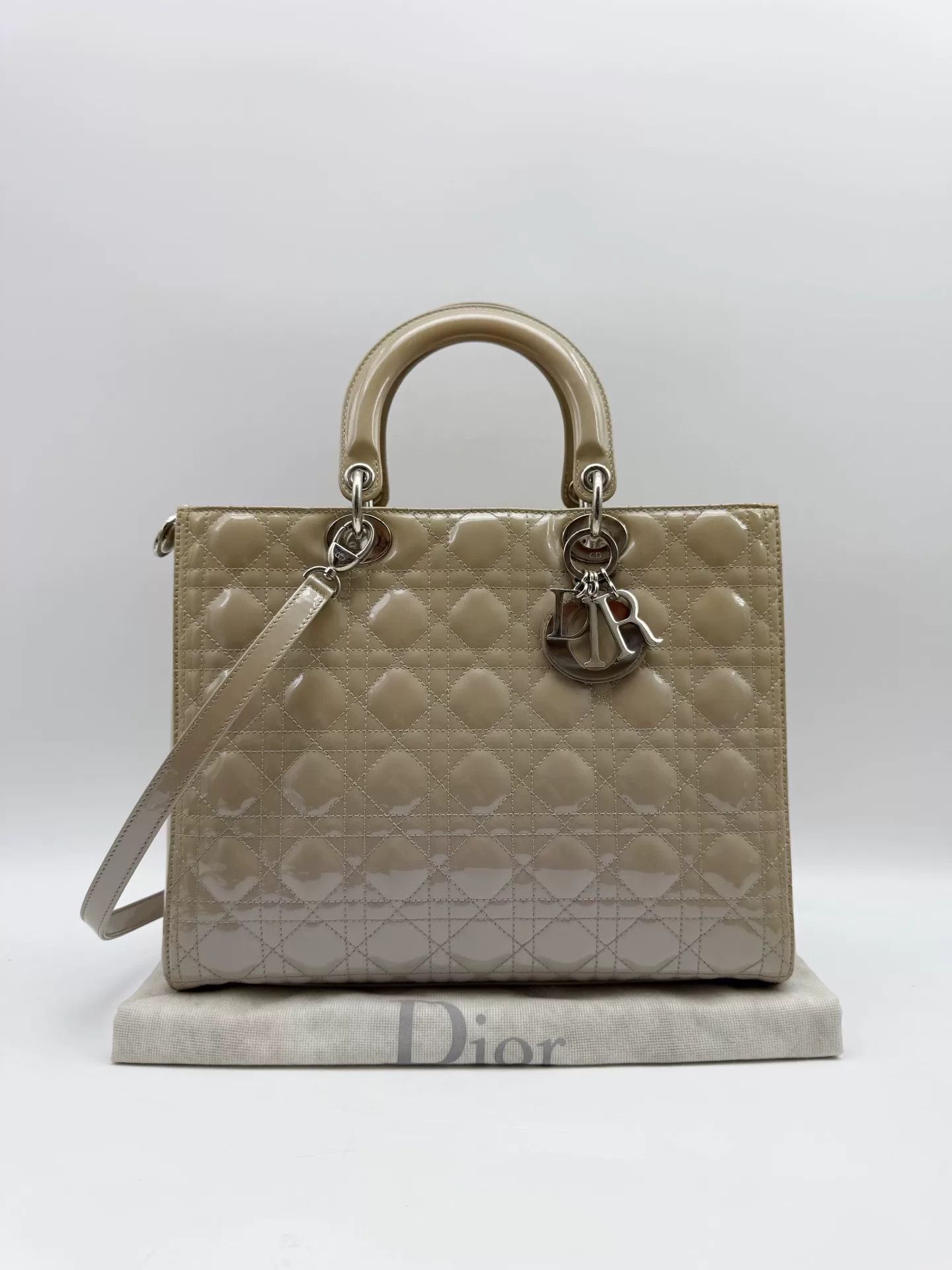 Dior Pre-loved Bag Very good condition Size ONE SIZE - 1 Thumbnail
