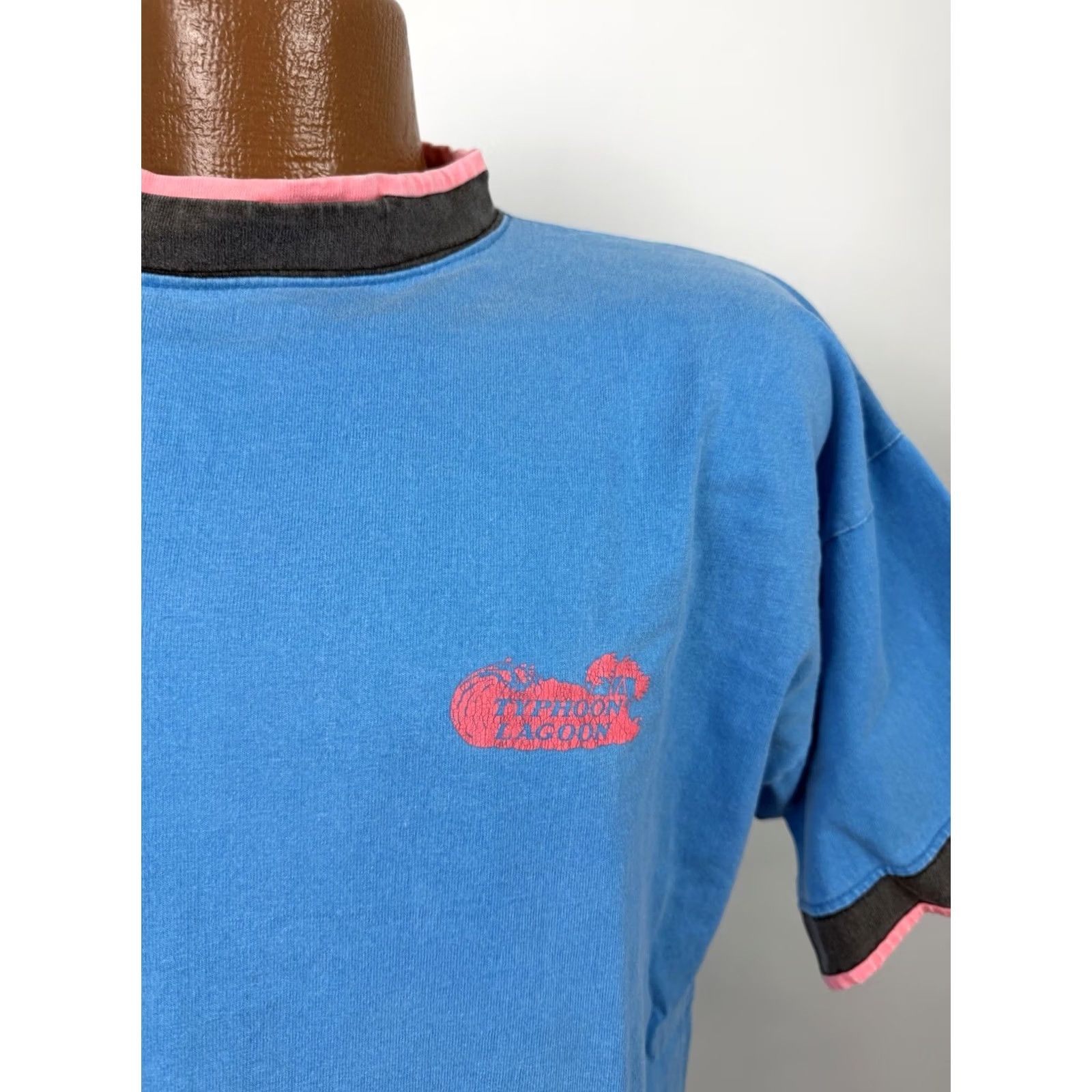 Disney VINTAGE Disney Typhoon Lagoon Shirt Adult Large 90s Pigment Dyed Neon Blue Pink Size US L / EU 52-54 / 3 - 2 Thumbnail