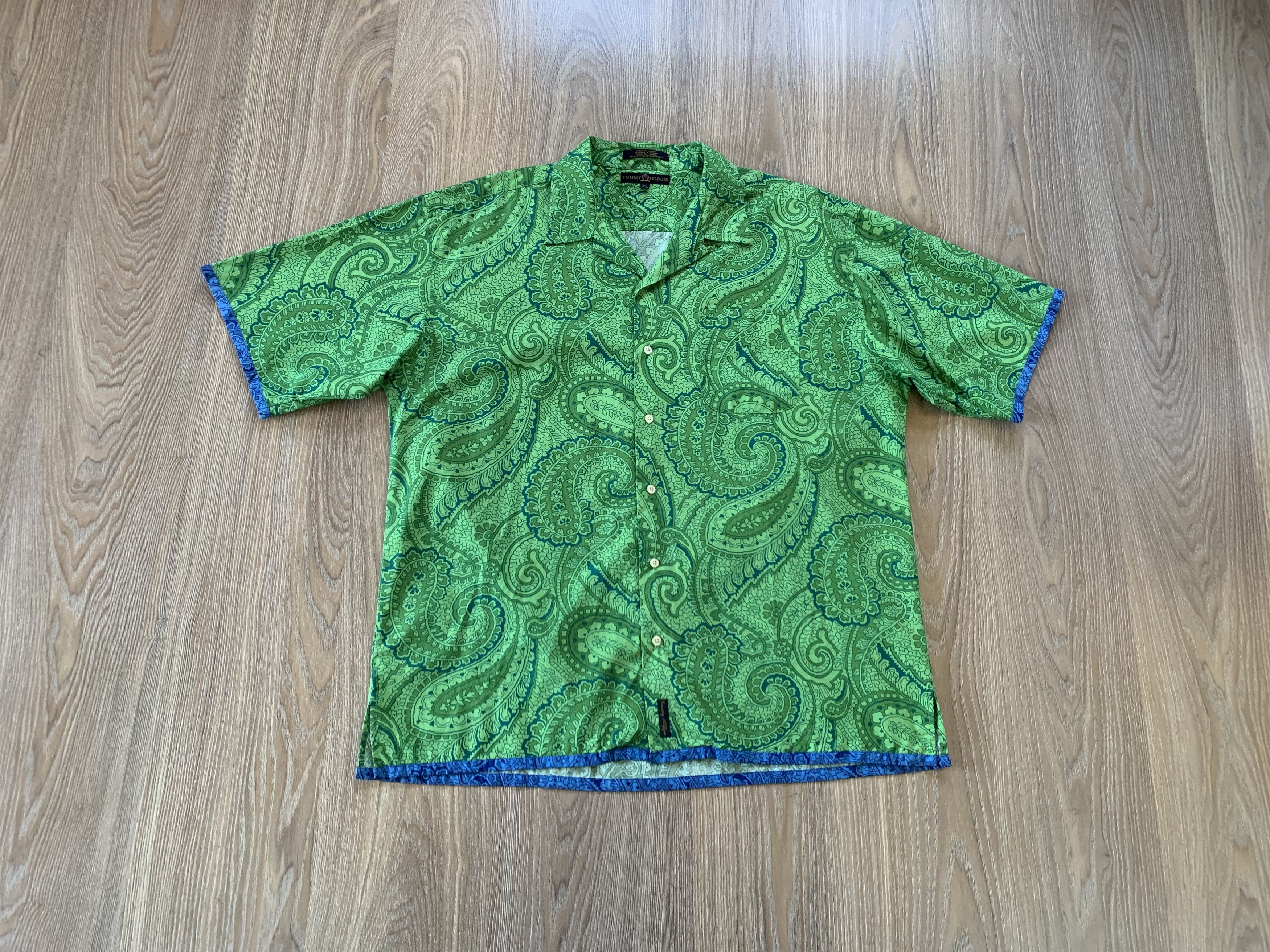 Tommy Hilfiger Tommy Hilfiger Vintage Short Sleeve Paisley Hawaiian Shirt Size US XL / EU 56 / 4 - 1 Thumbnail