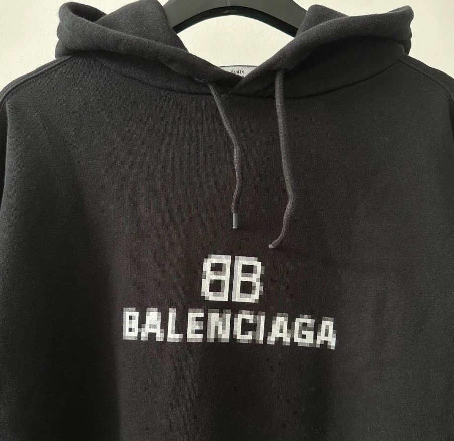 Balenciaga BALENCIAGA FW21 BB PIXEL Mosaic Logo Printed H2412-Nextarrow Size US M / EU 48-50 / 2 - 3 Thumbnail