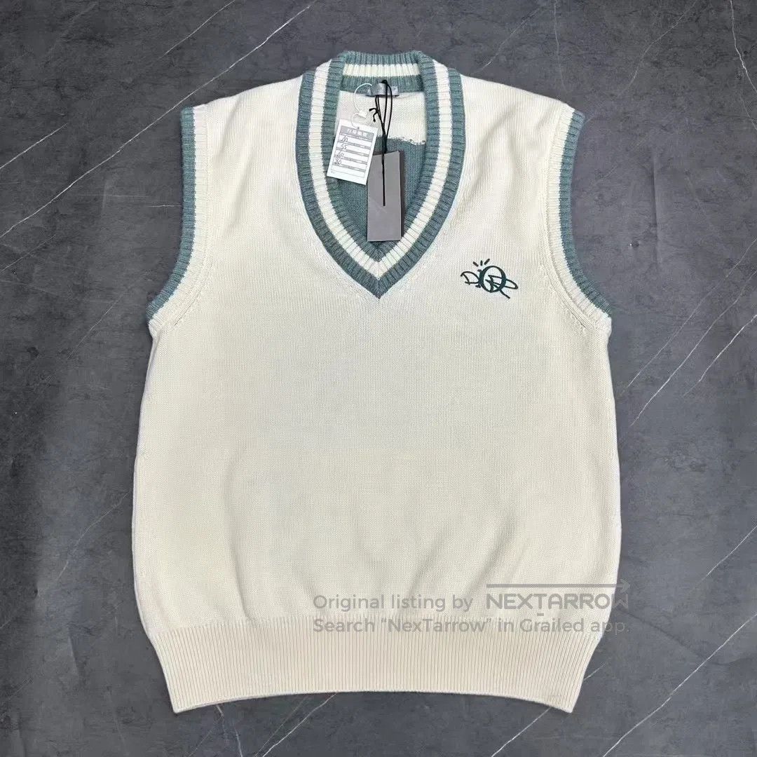 Dior Dior Ghost Face Knit Cashmere Vest| Size M / US 6-8 / IT 42-44 - 1 Thumbnail