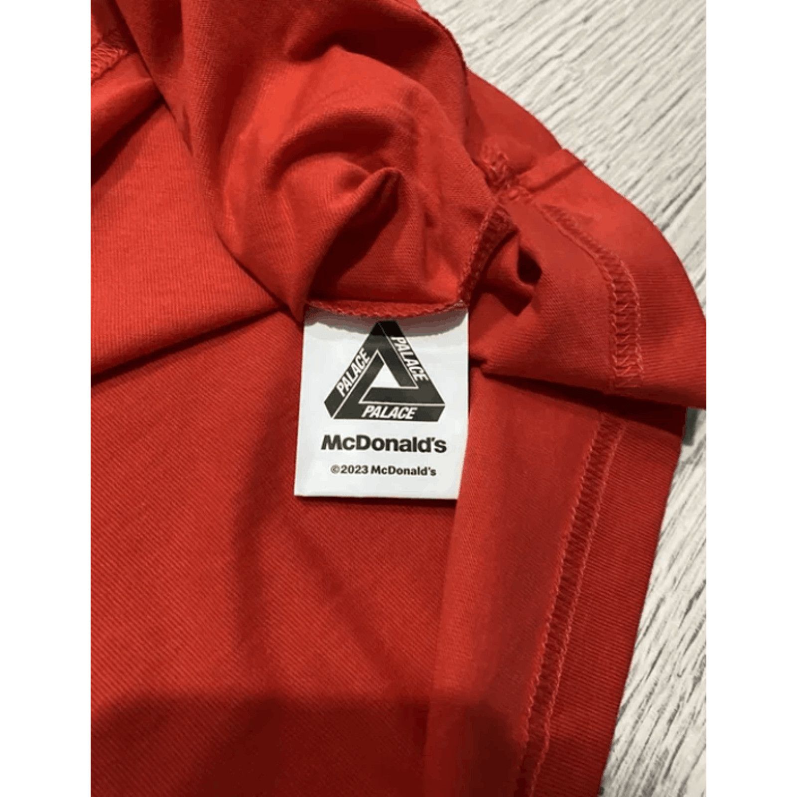 Palace NWT Palace McDonald’s Big logo Skate T-shirt Size US XL / EU 56 / 4 - 4 Thumbnail