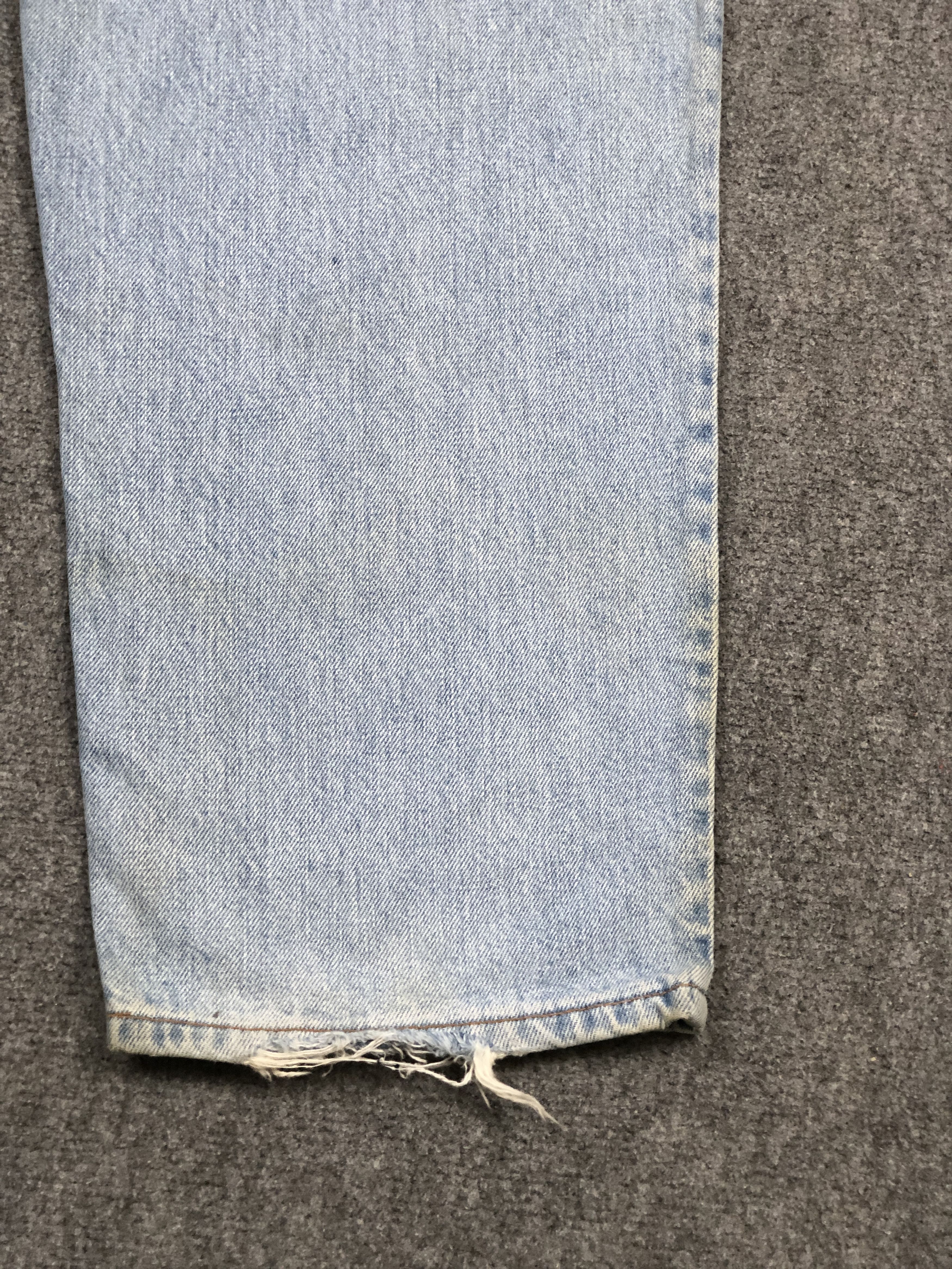 Levi's Vintage 90s Levis 570 Tapered Leg Baggy Fit Jeans DP2364 Size US 33 - 19 Thumbnail