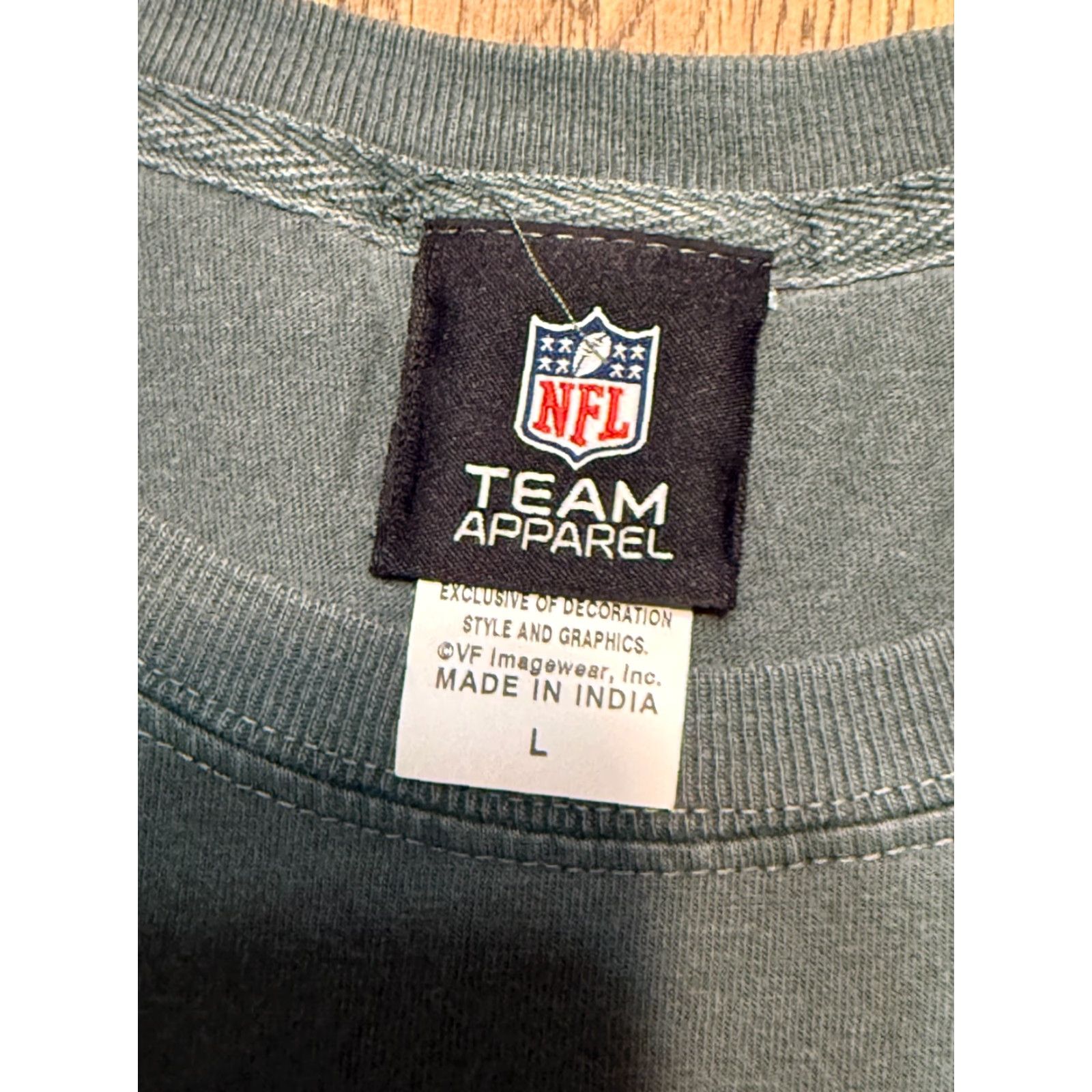 NFL VINTAGE NFL Team Apparel Shirt Men's Large Wisconsin Green Bay Packers (2000s) Green Bay Packers Shirt Mens Large Green Vintage Size US L / EU 52-54 / 3 - 6 Thumbnail