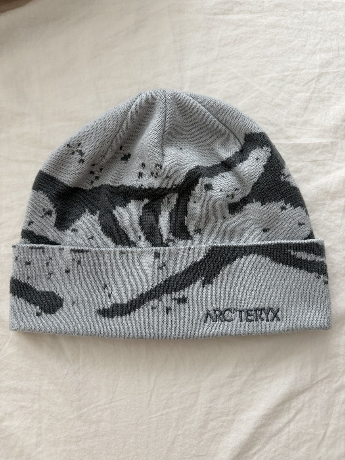 Arc'teryx Arcteryx Grotto Toque Beanie Solitude / Void Size ONE SIZE - 2 Thumbnail